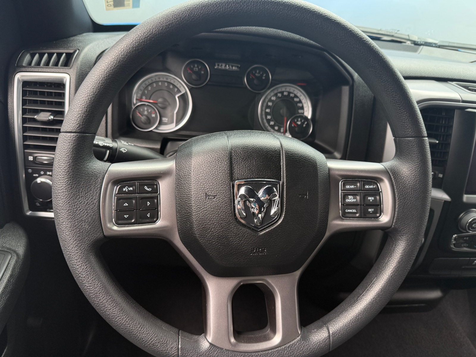 Thumbnail: 2021 RAM 1500 Classic - 5