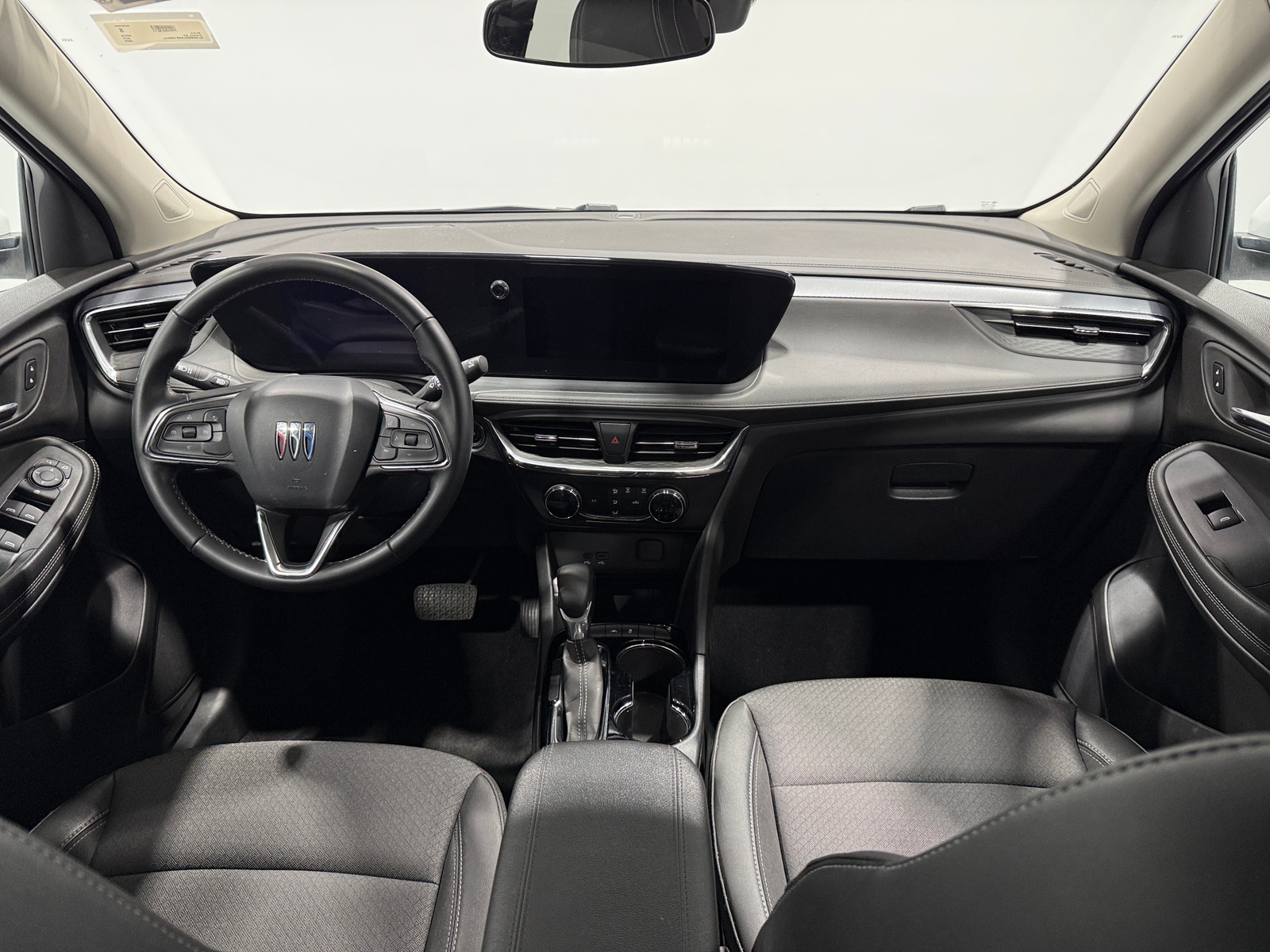 Thumbnail: 2025 Buick Encore GX - 2