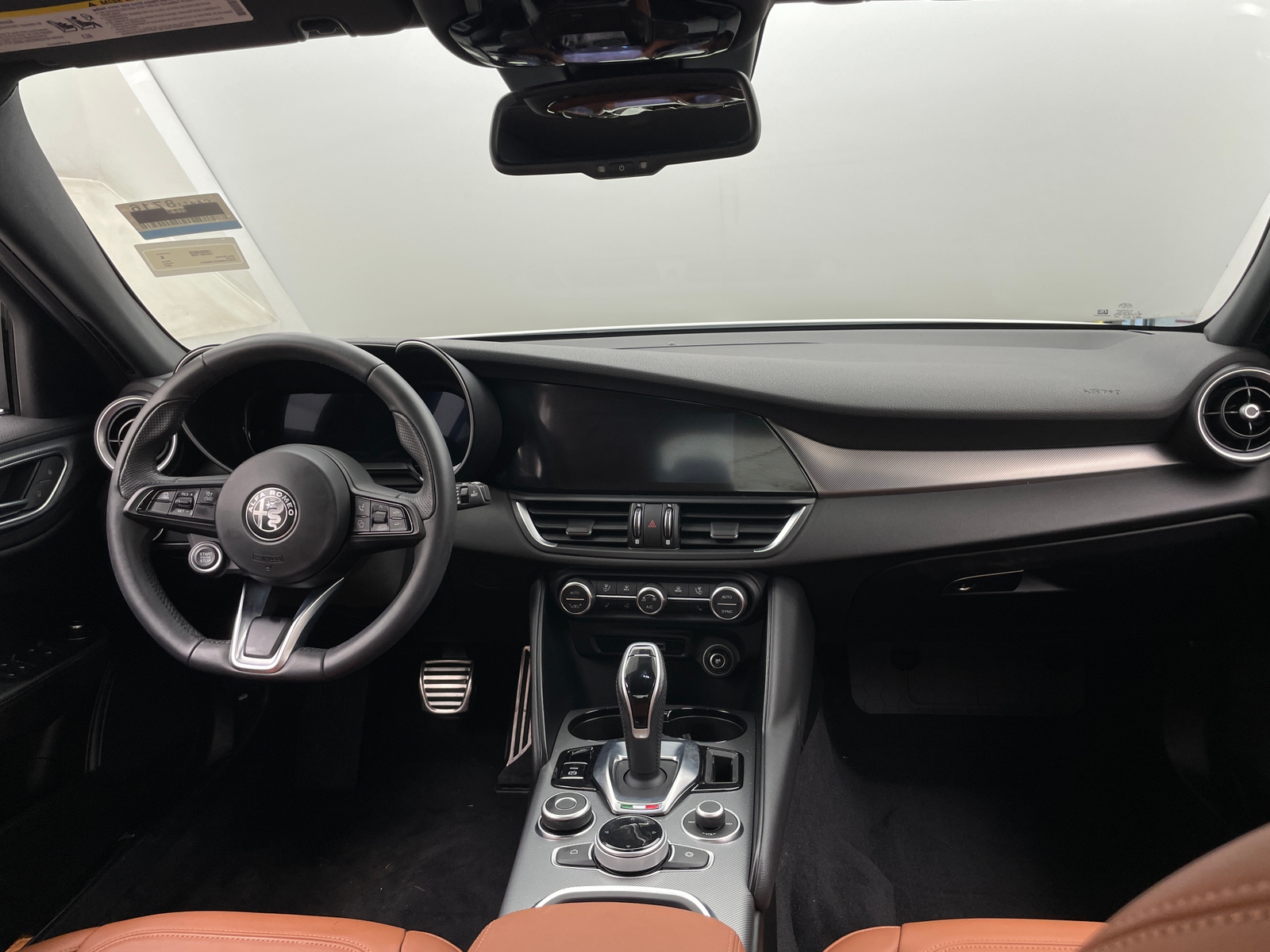 Thumbnail: 2024 Alfa Romeo Giulia - 2