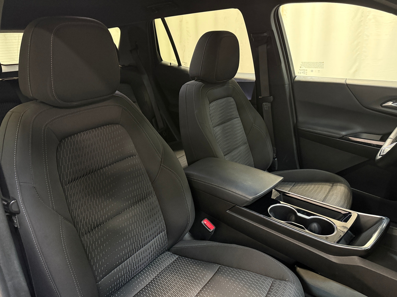 Thumbnail: 2025 Chevrolet Equinox - 2