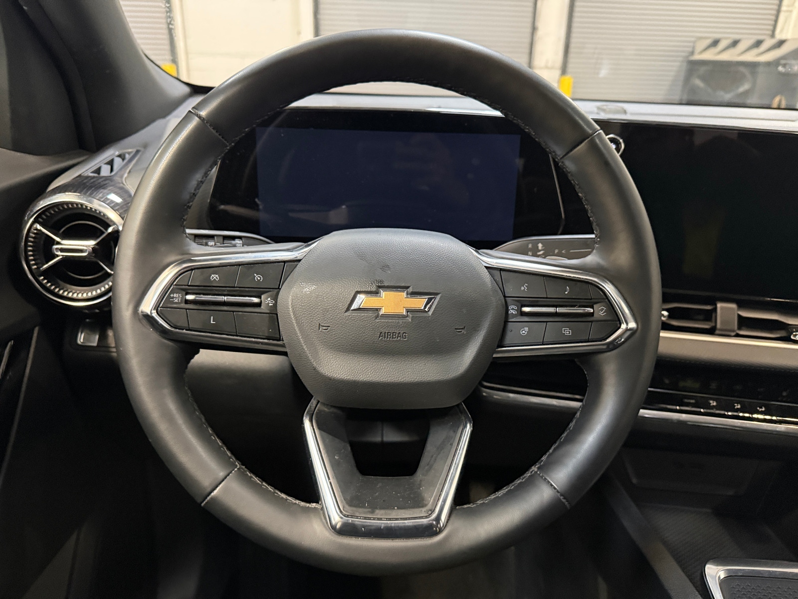 Thumbnail: 2025 Chevrolet Equinox - 5