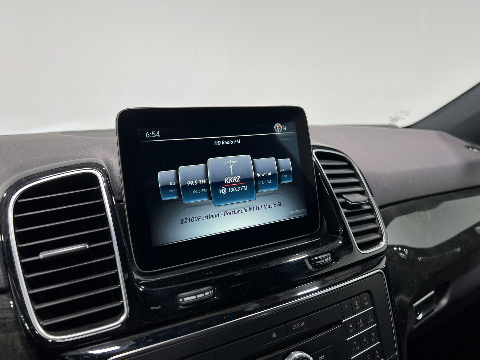 Thumbnail: 2018 Mercedes-Benz GLE - 3