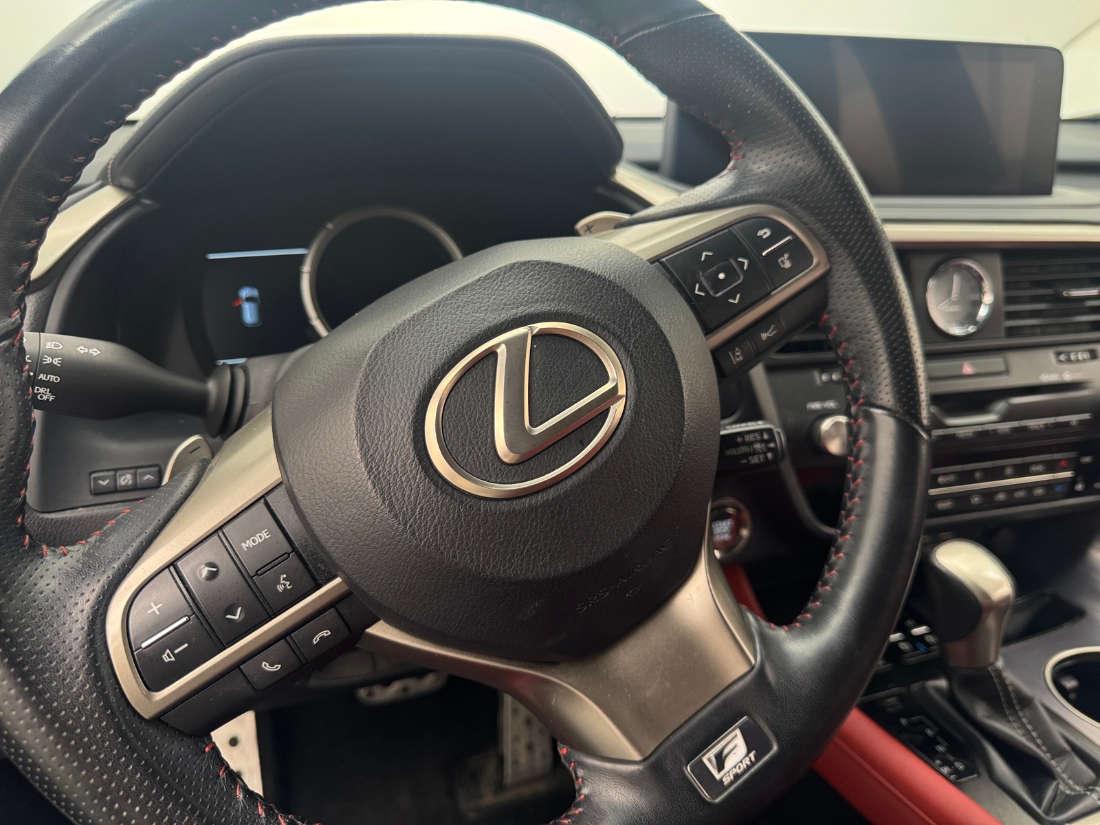 Thumbnail: 2020 Lexus RX - 4