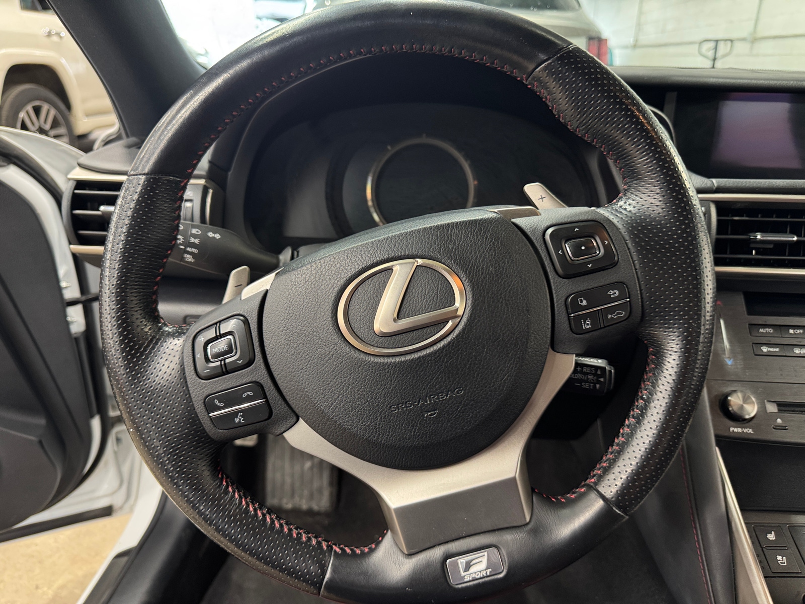 Thumbnail: 2019 Lexus IS - 4