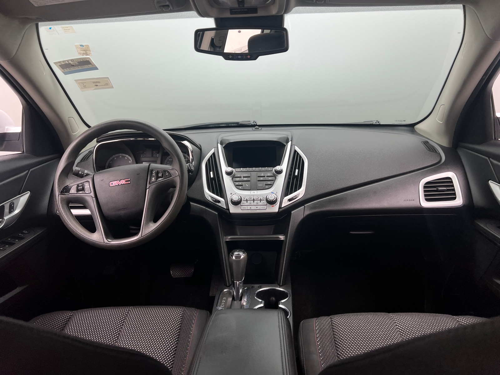 Thumbnail: 2017 GMC Terrain - 3