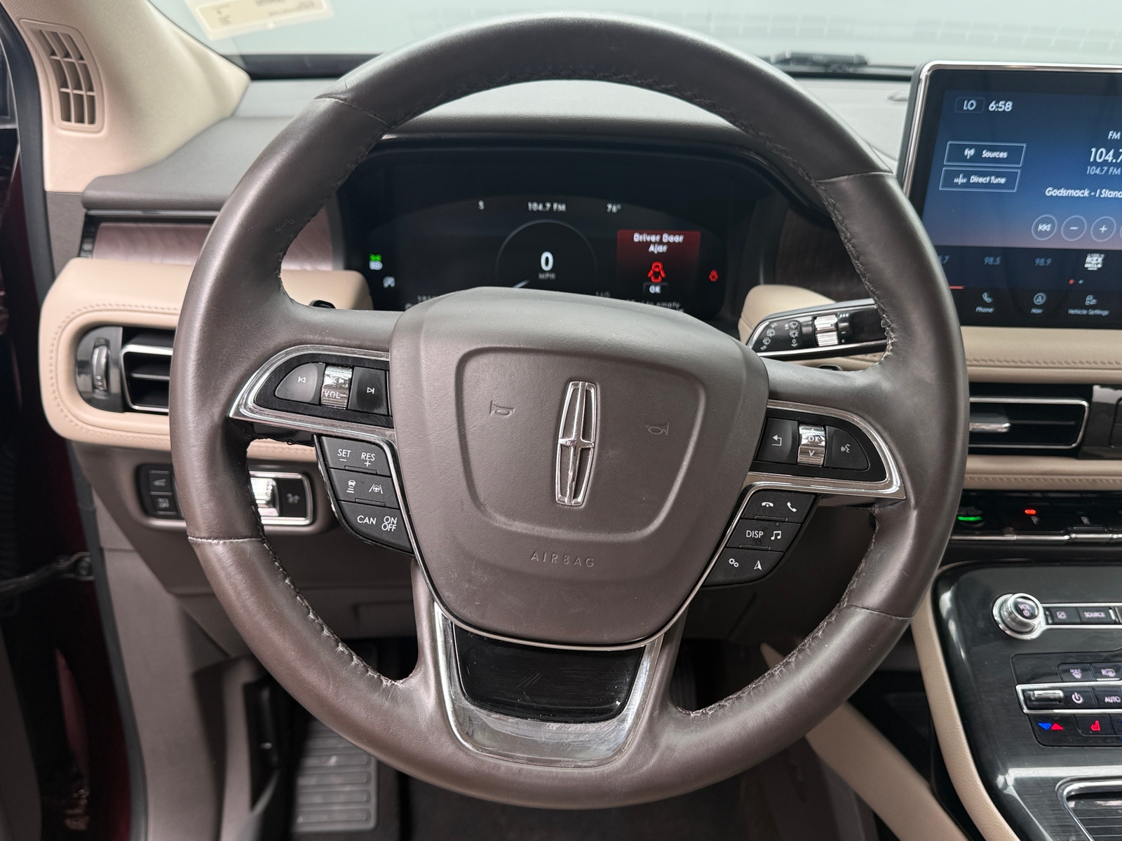 Thumbnail: 2023 Lincoln Nautilus - 4