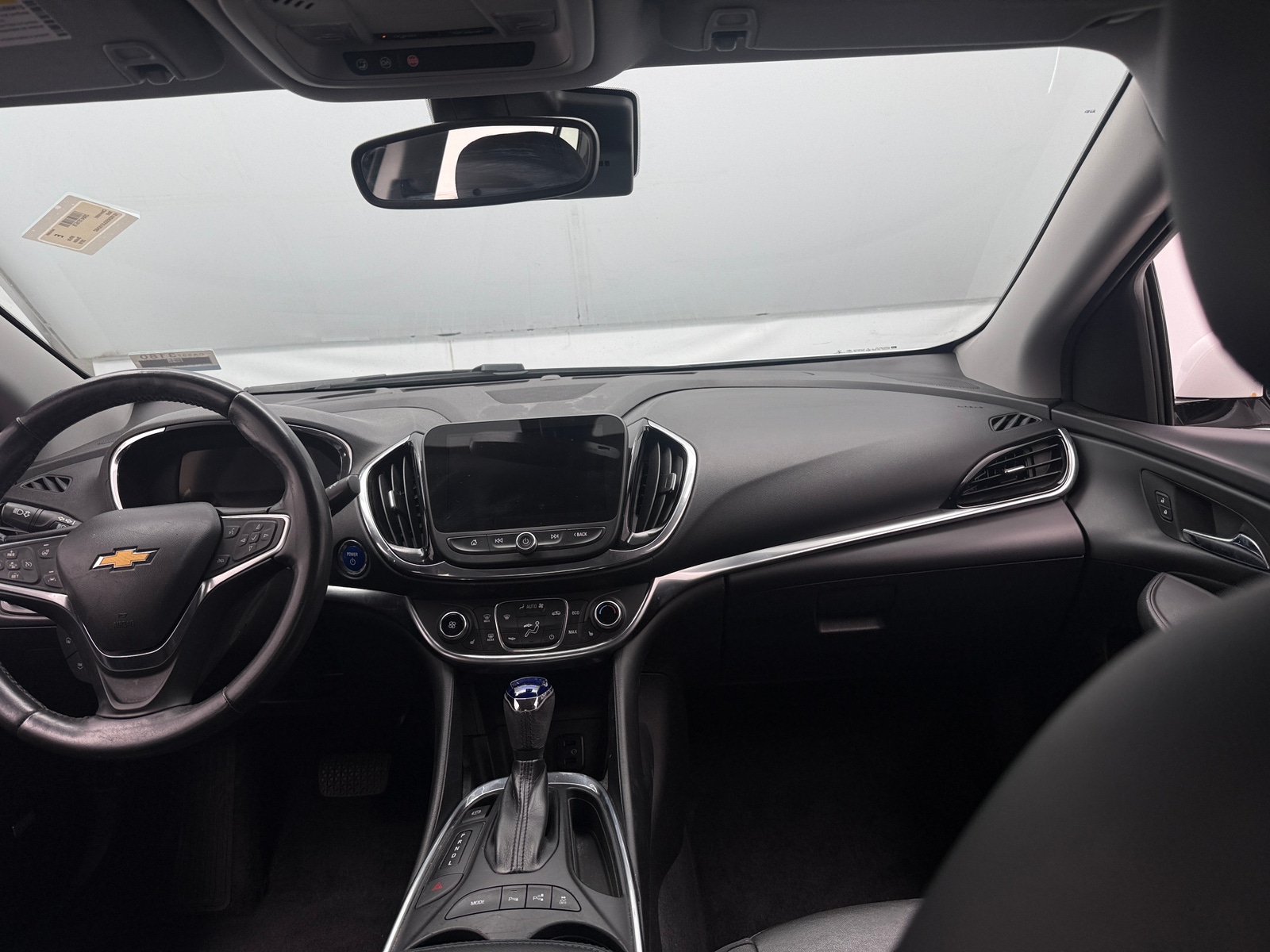 Thumbnail: 2018 Chevrolet Volt - 2