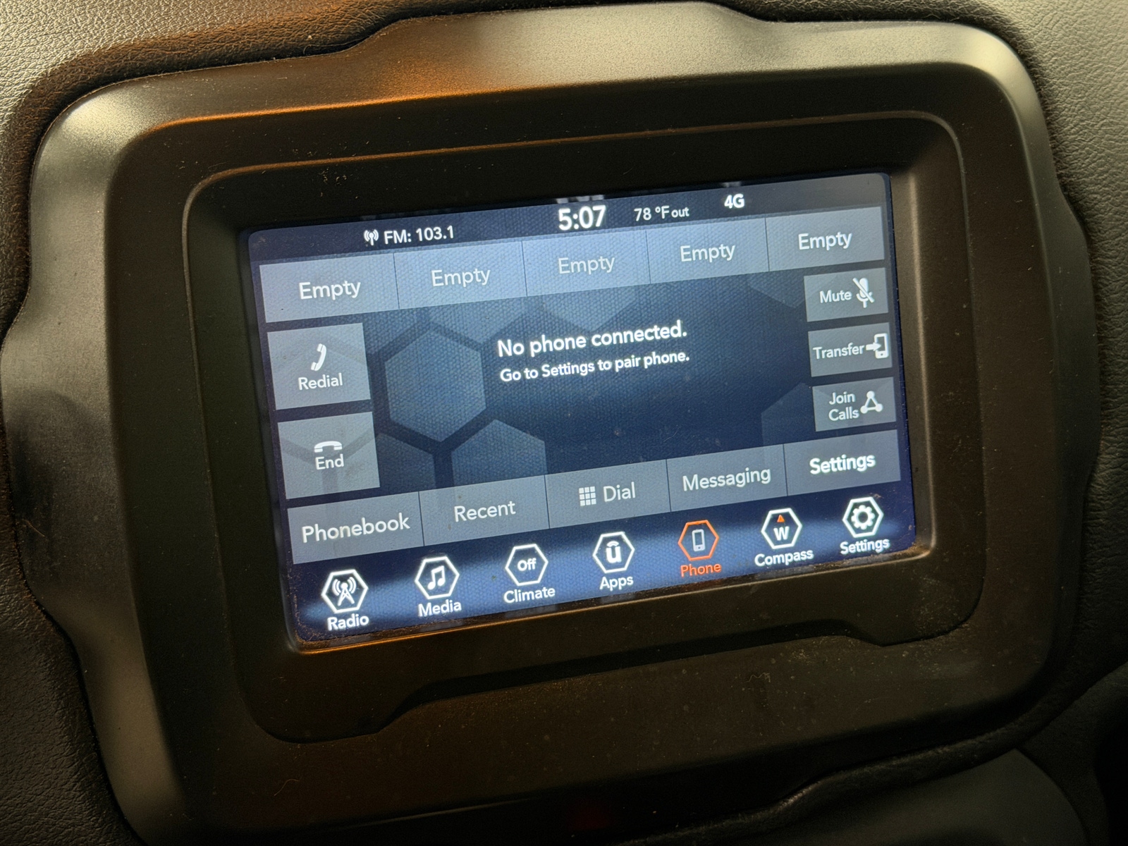 Thumbnail: 2021 Jeep Renegade - 4