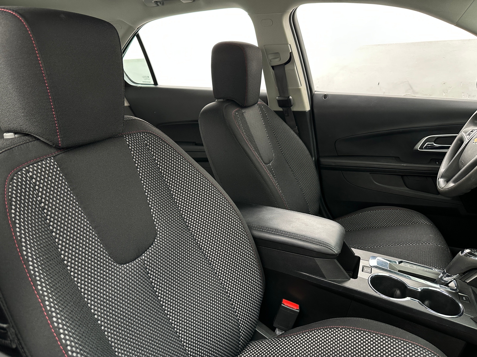 Thumbnail: 2017 Chevrolet Equinox - 2