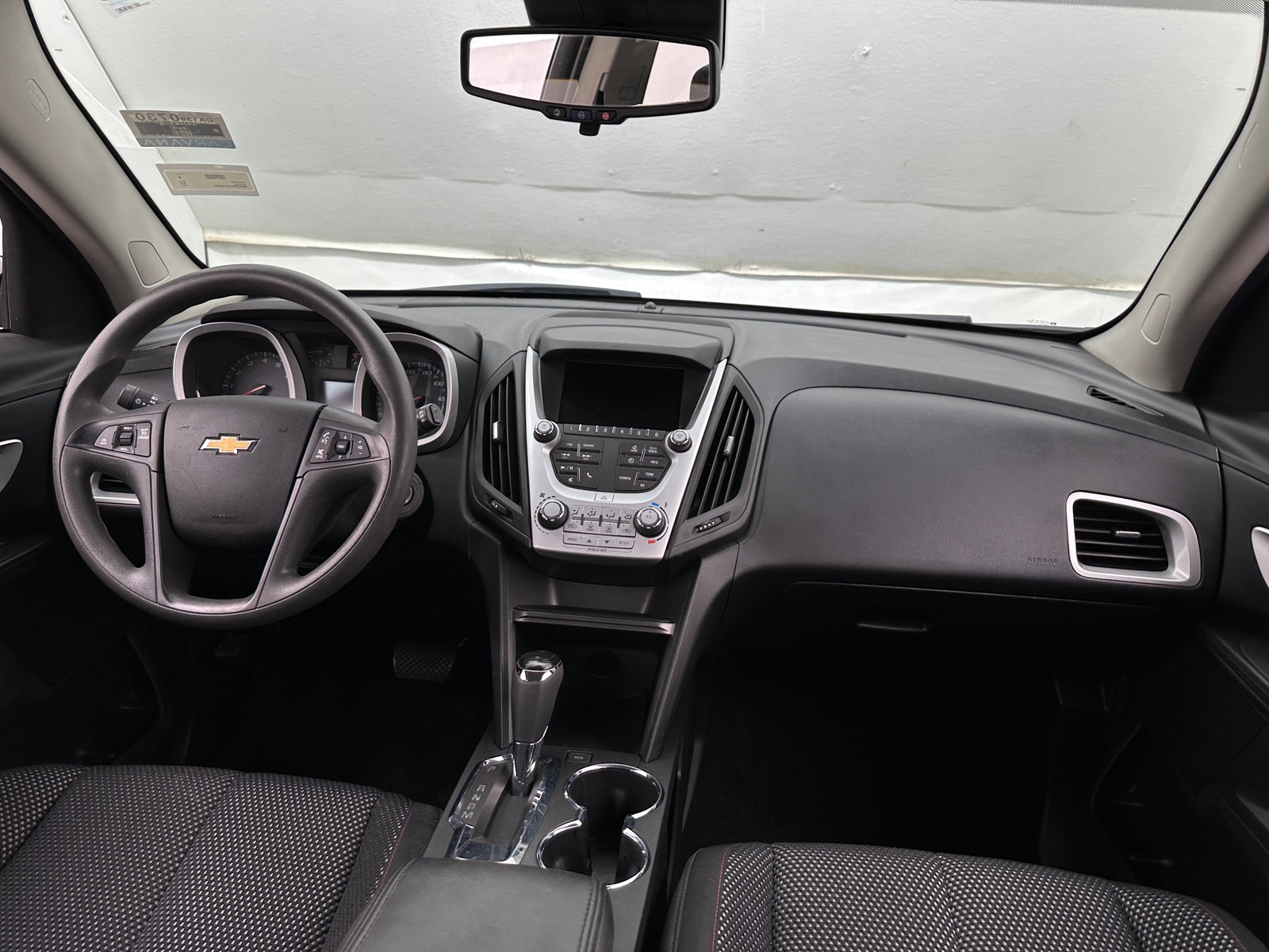 Thumbnail: 2017 Chevrolet Equinox - 3