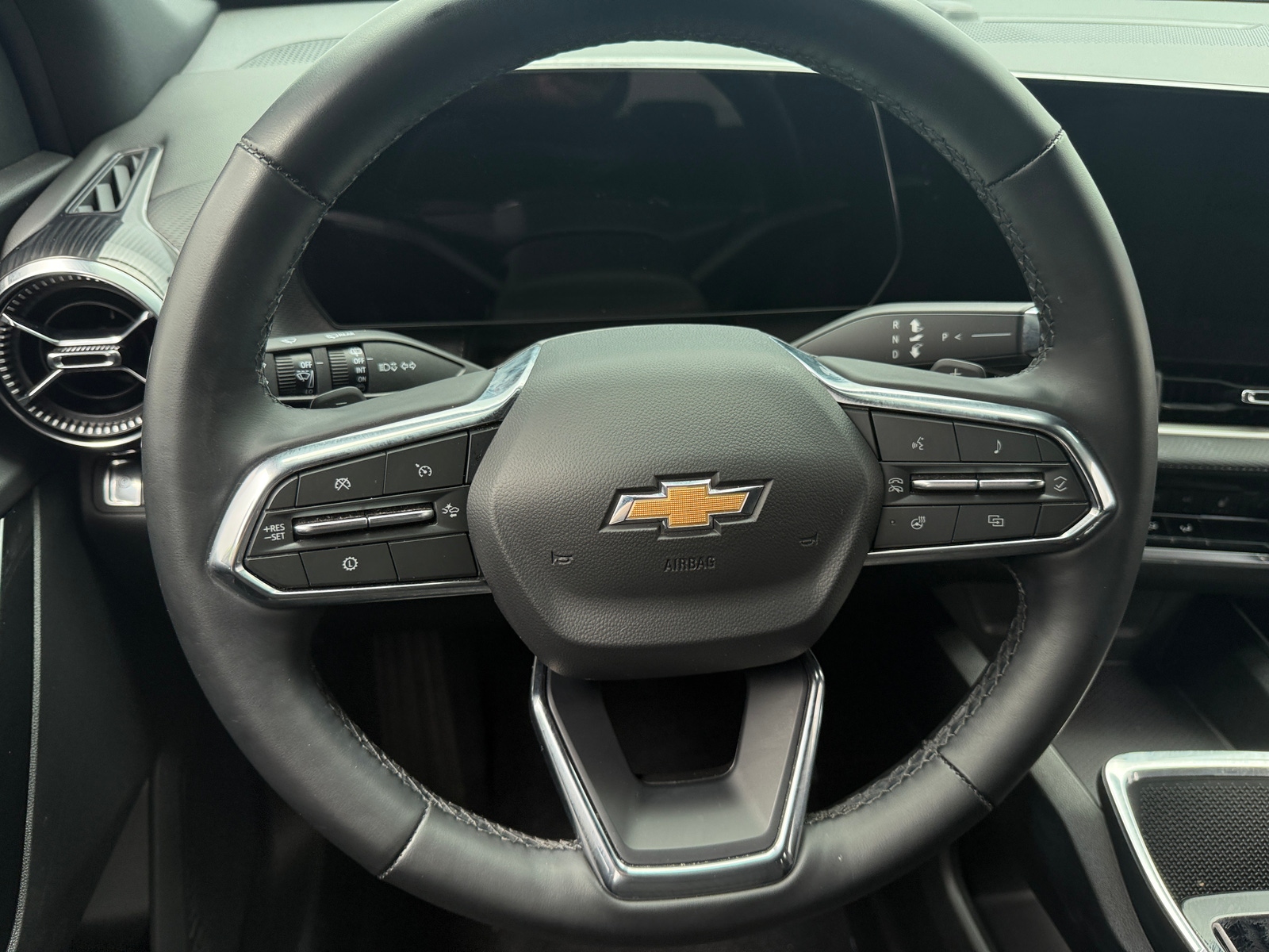Thumbnail: 2025 Chevrolet Equinox - 5