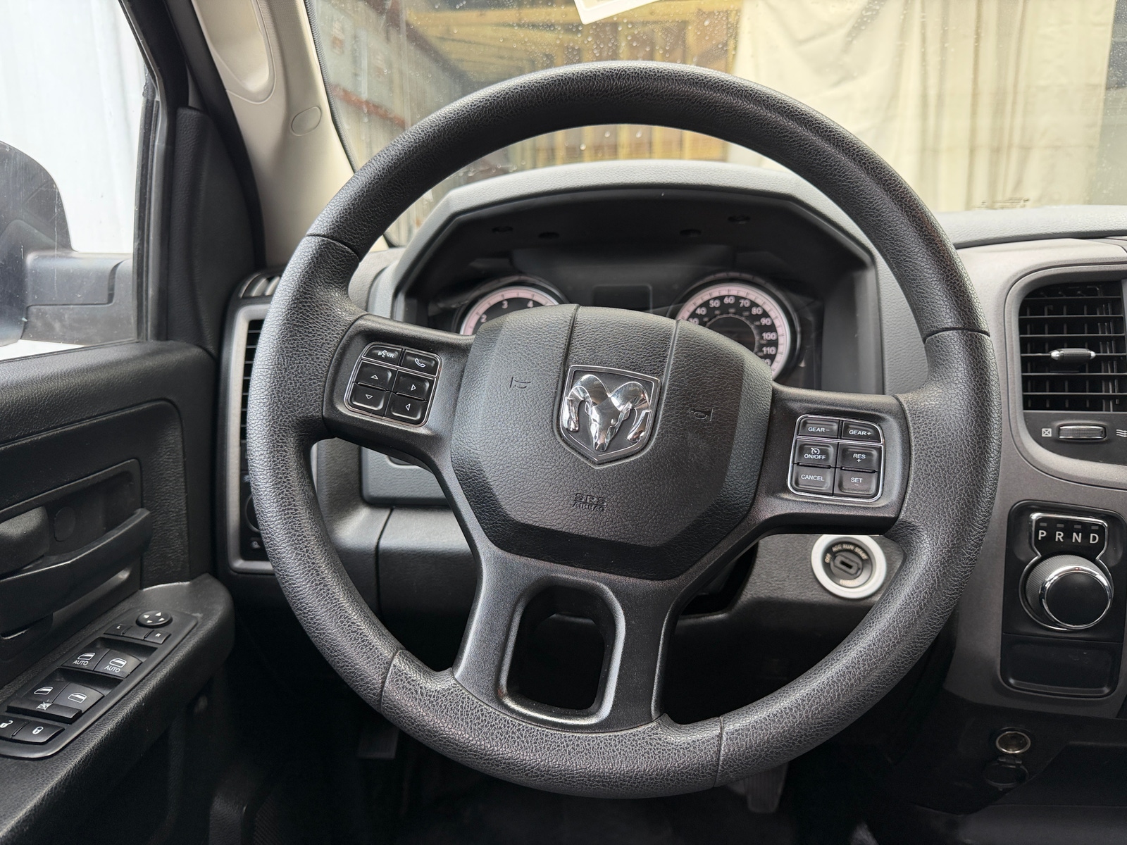 Thumbnail: 2020 RAM 1500 Classic - 5