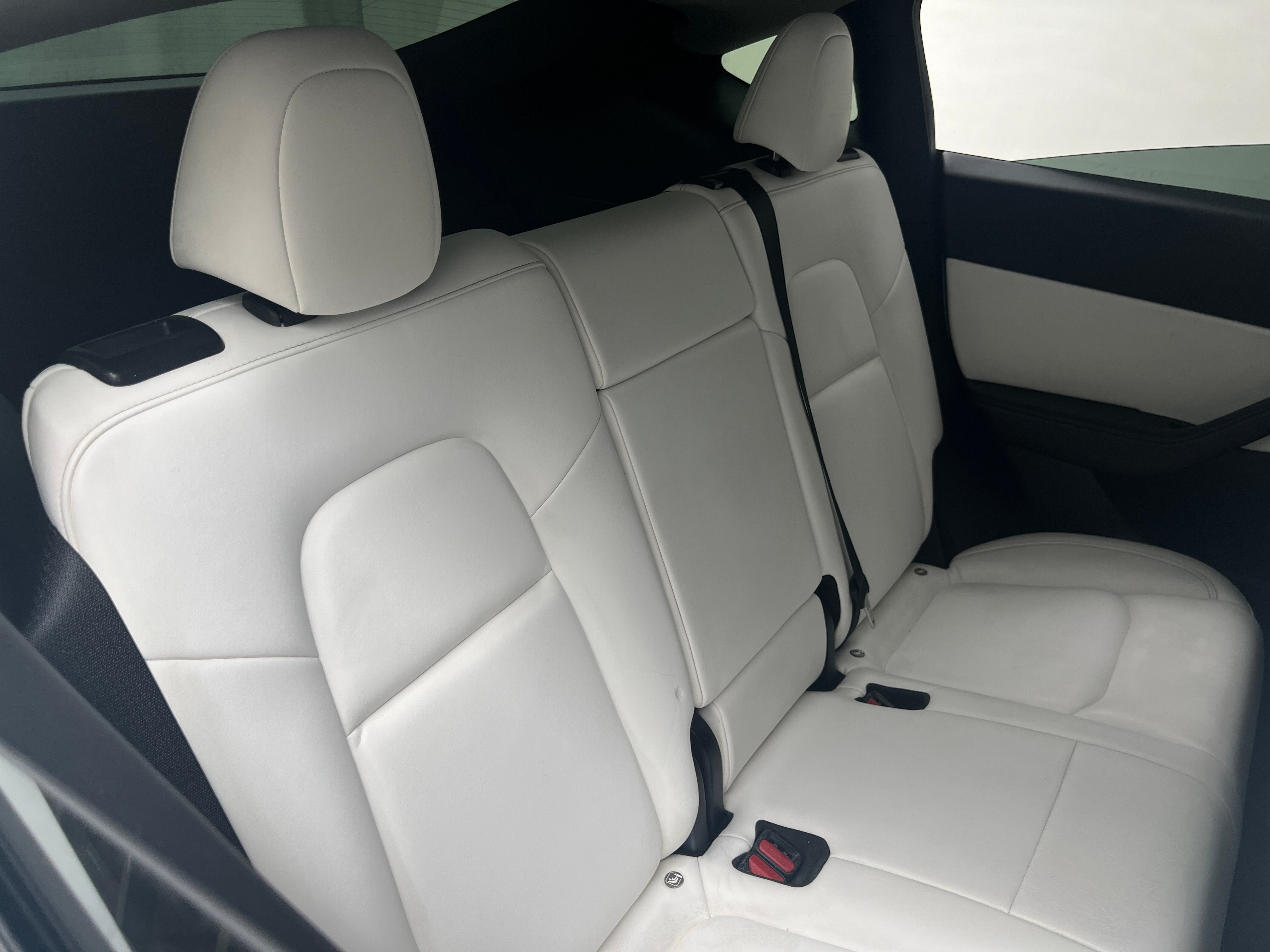2021 Tesla Model Y Long Range - Photo 4