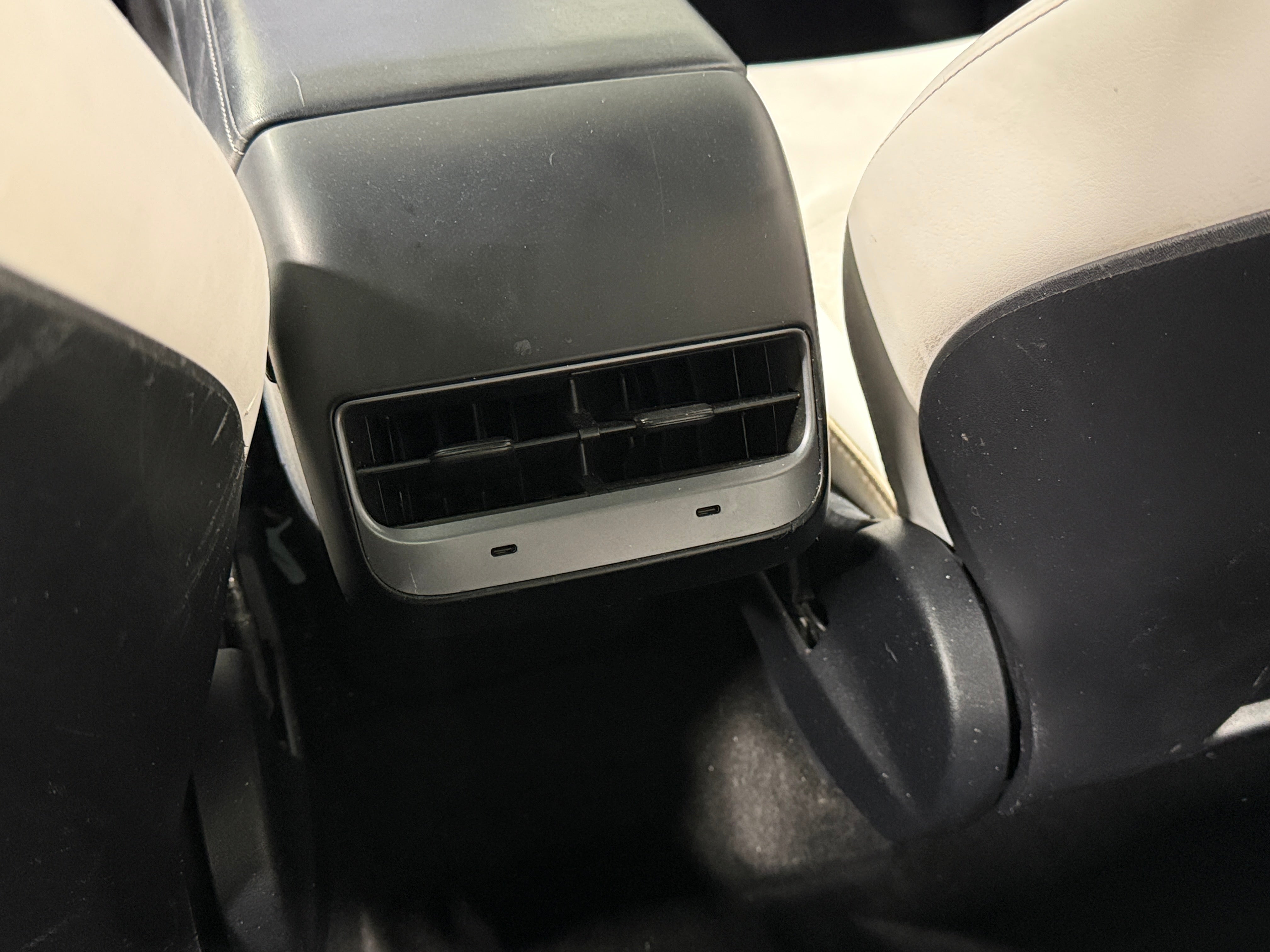 2021 Tesla Model Y Long Range - Photo 5