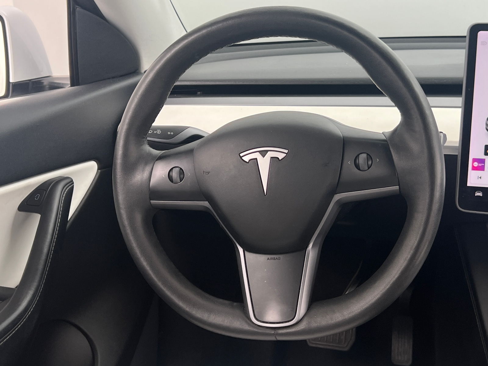 Thumbnail: 2021 Tesla Model Y - 4