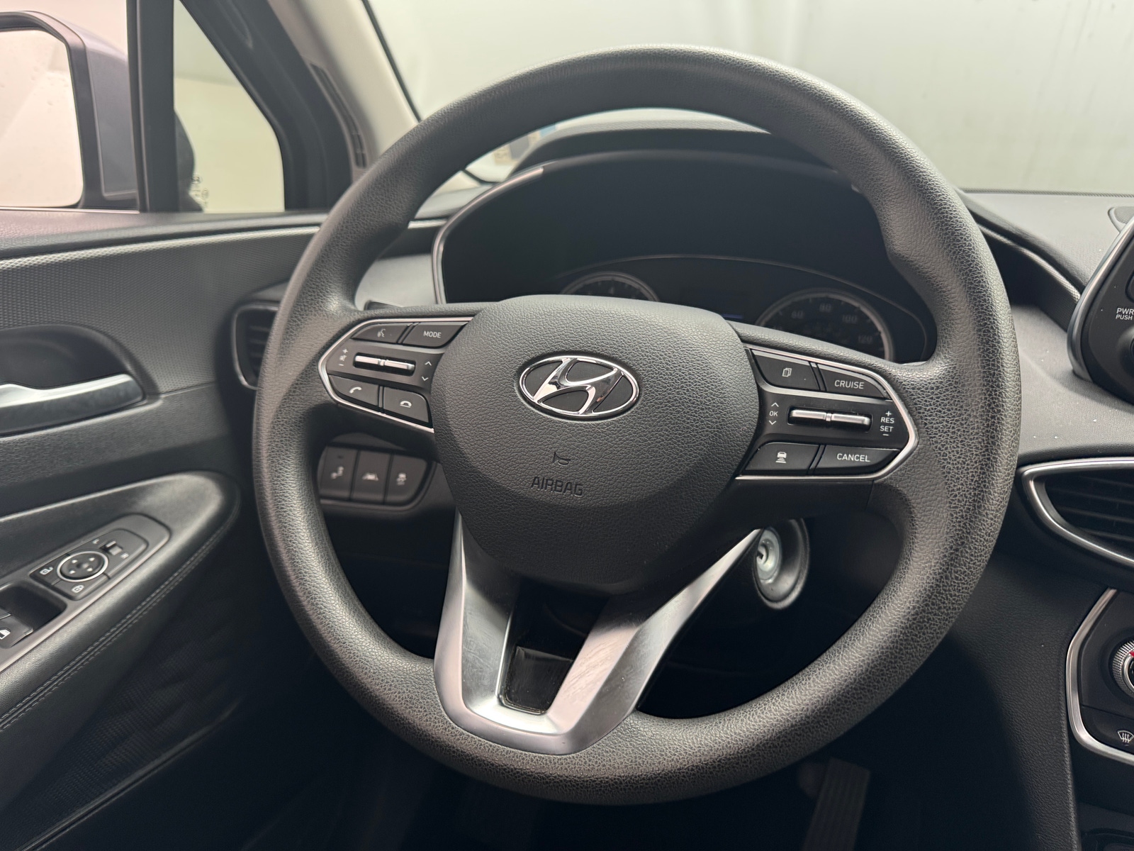 Thumbnail: 2019 Hyundai Santa Fe - 5