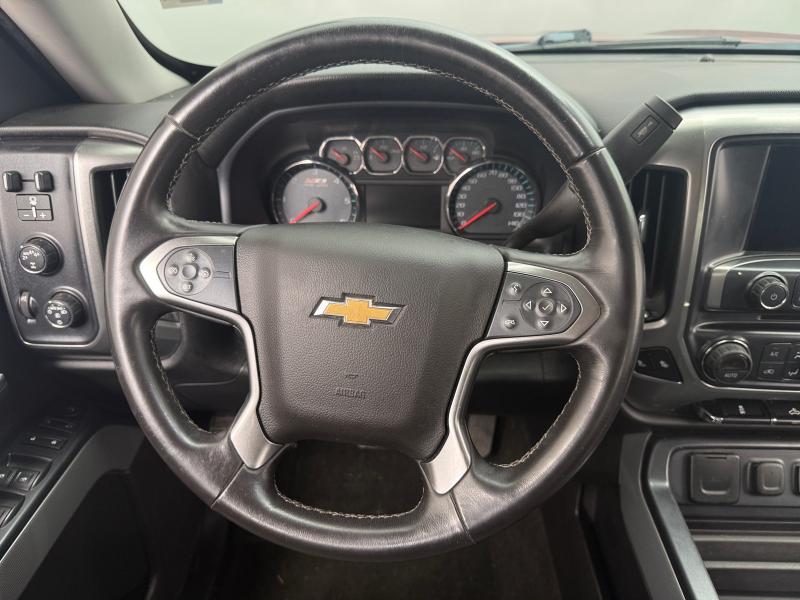 Thumbnail: 2017 Chevrolet Silverado 1500 - 5