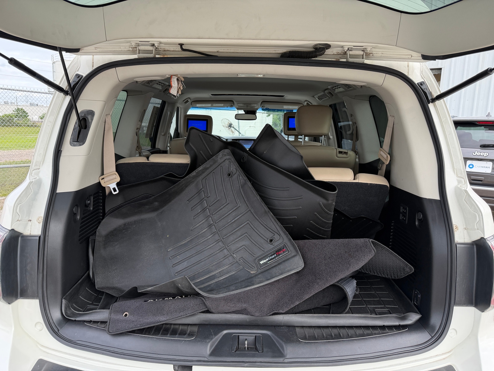 Thumbnail: 2017 Nissan Armada - 6