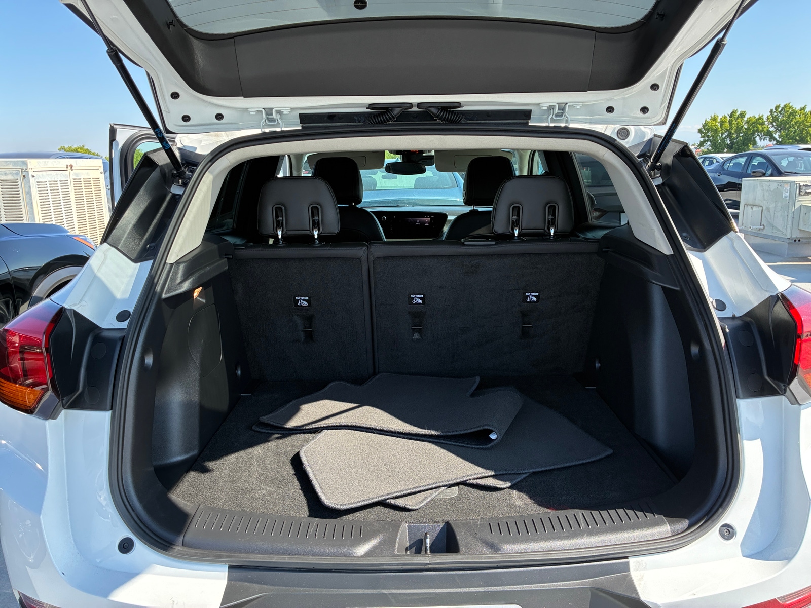 Thumbnail: 2025 Buick Encore GX - 6