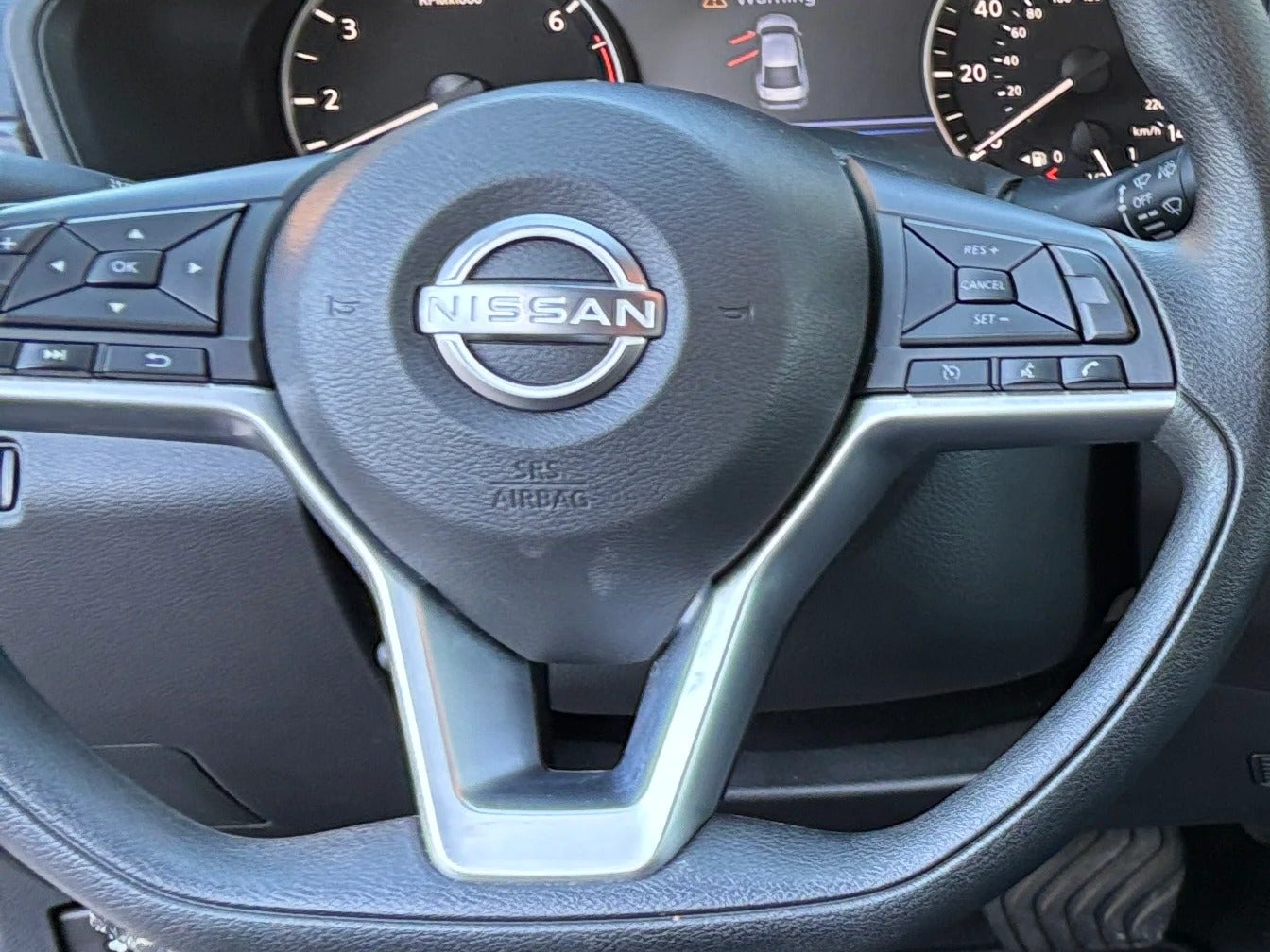 Thumbnail: 2025 Nissan Altima - 5