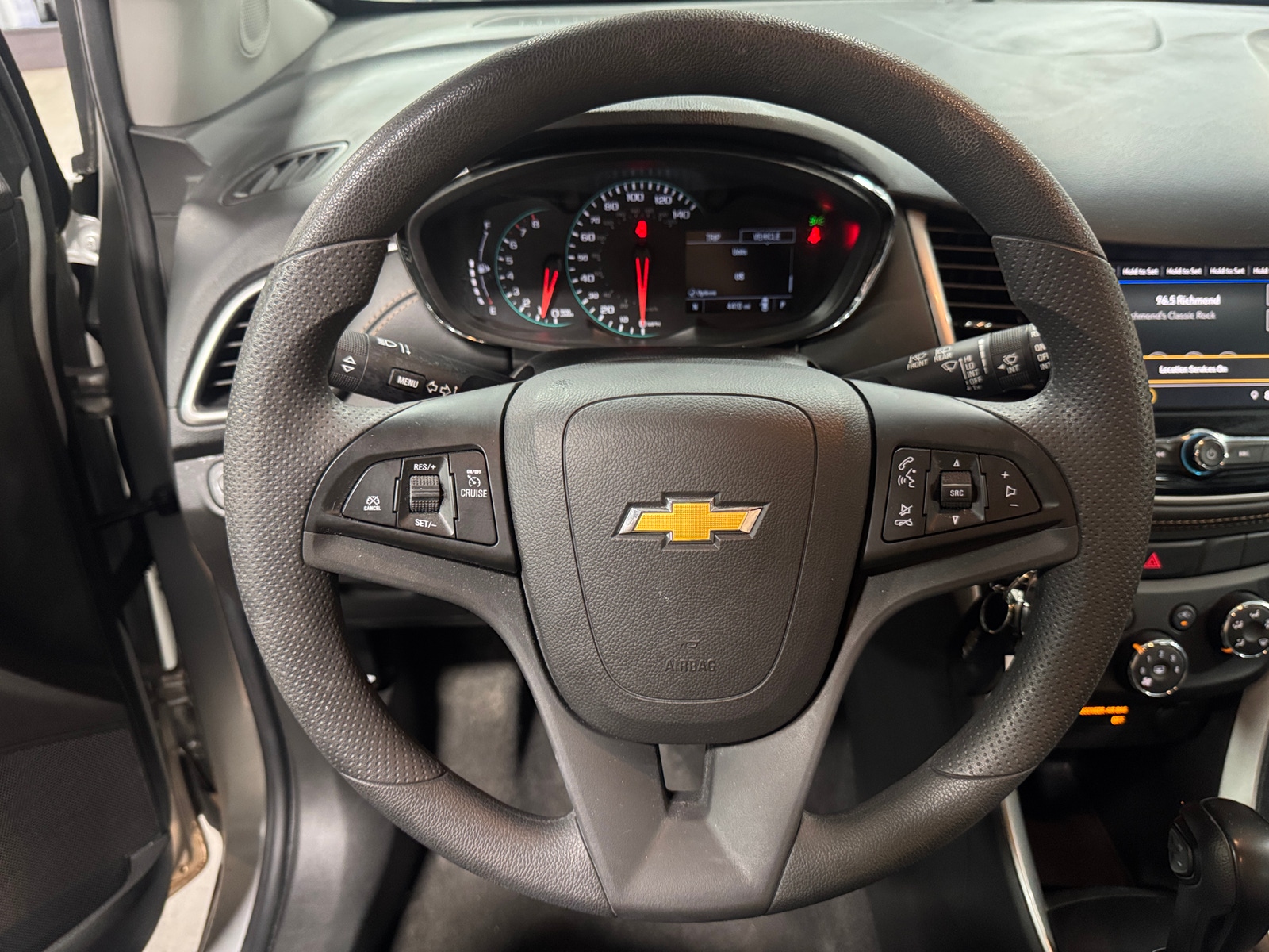 Thumbnail: 2022 Chevrolet Trax - 5
