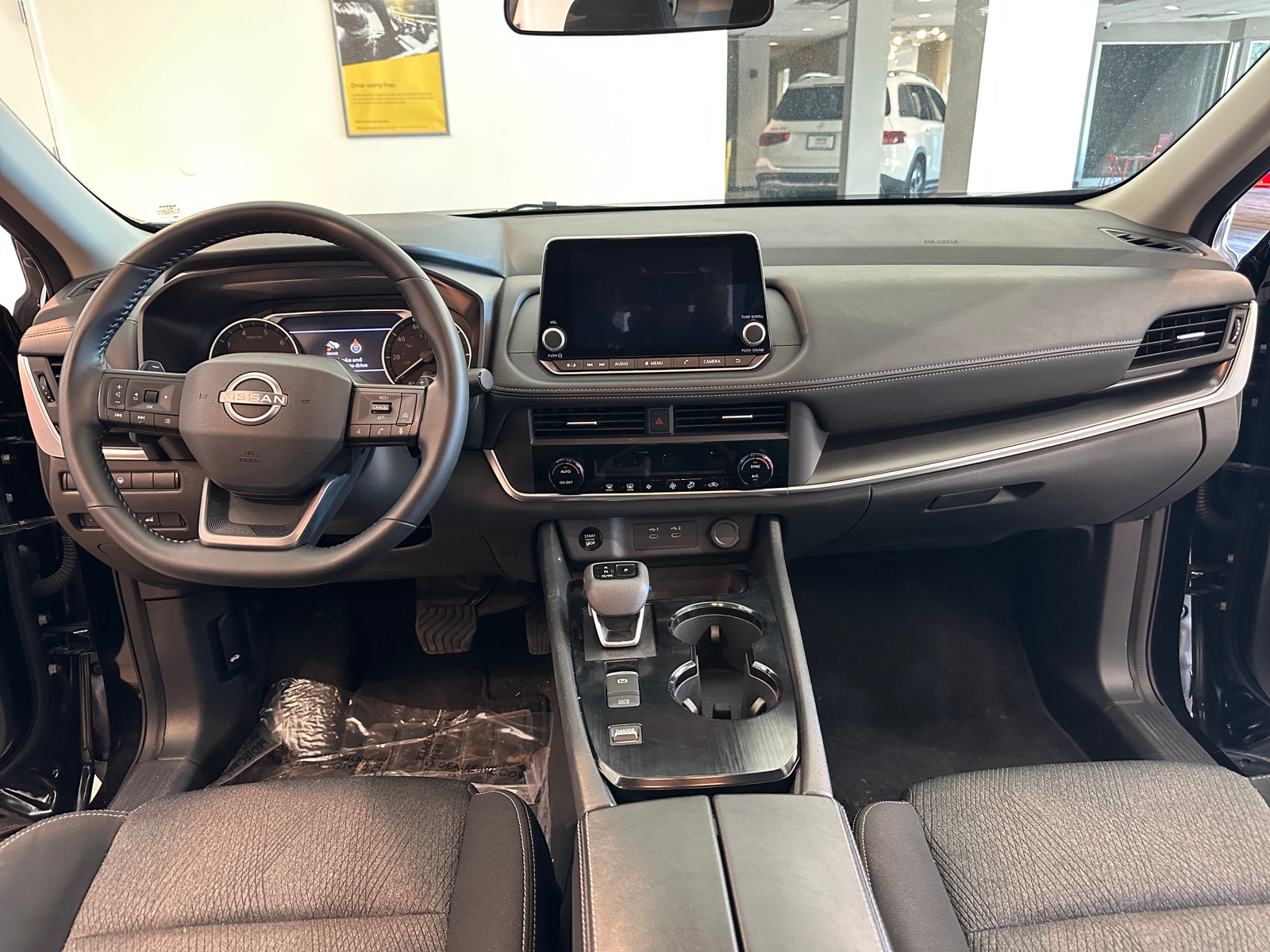 Thumbnail: 2025 Nissan Rogue - 3