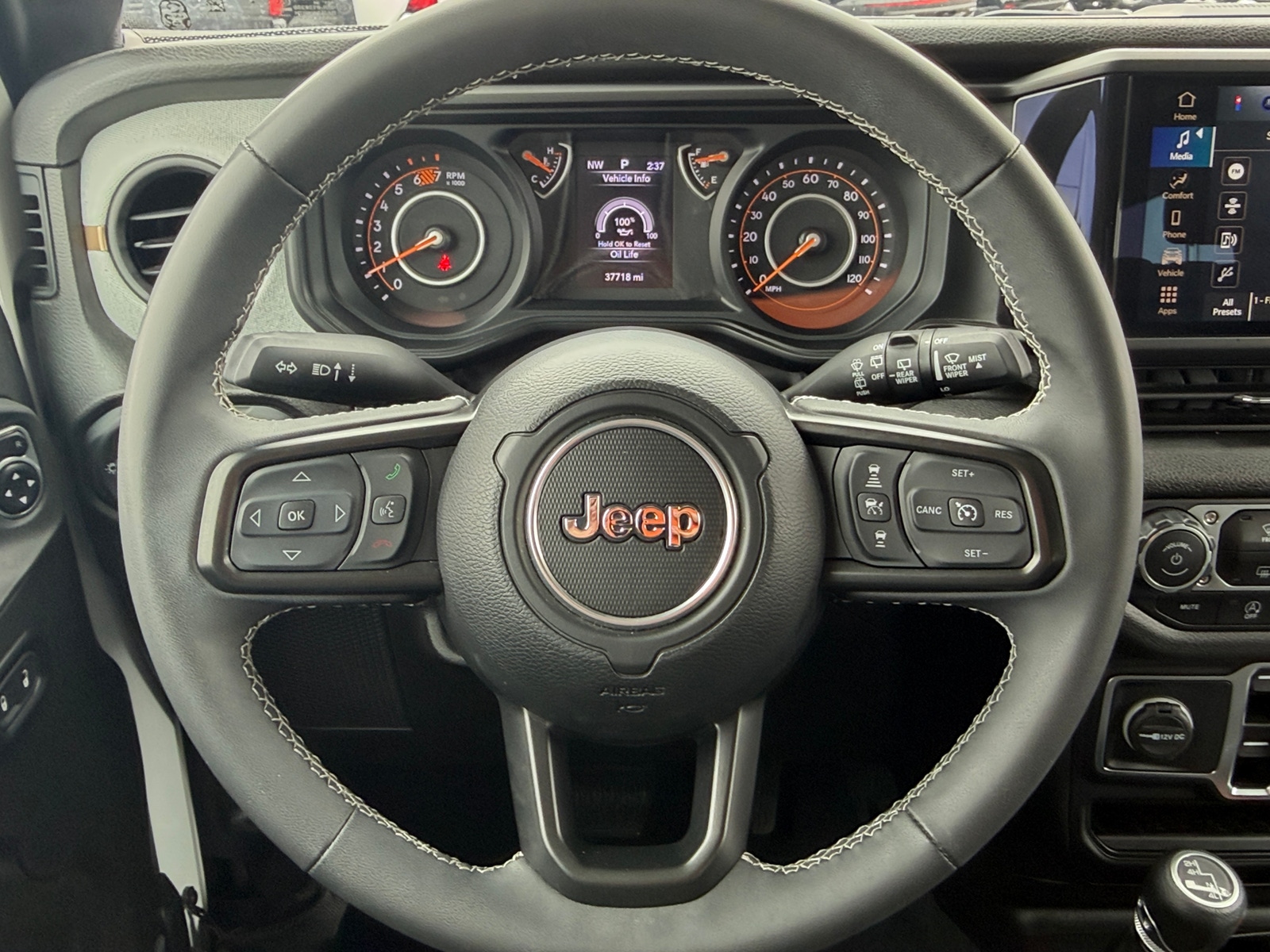 Thumbnail: 2025 Jeep Wrangler - 5