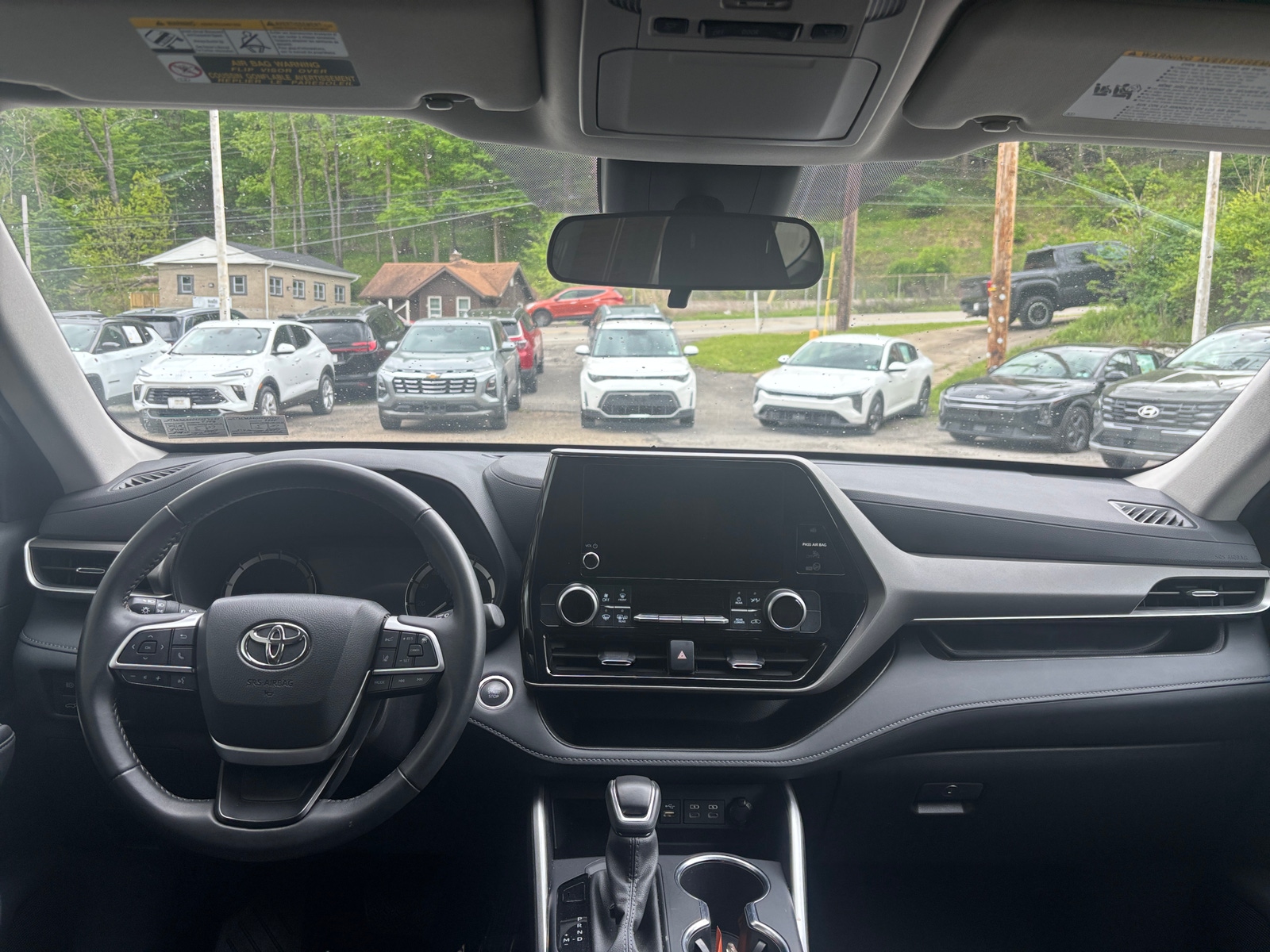 Thumbnail: 2025 Toyota Highlander - 3