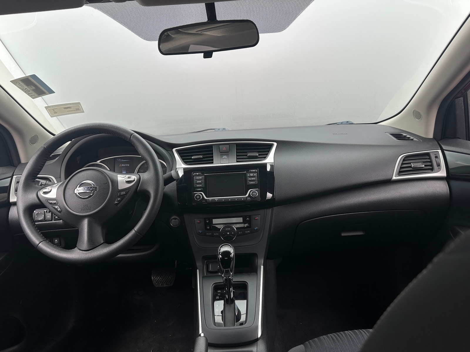 Thumbnail: 2018 Nissan Sentra - 3