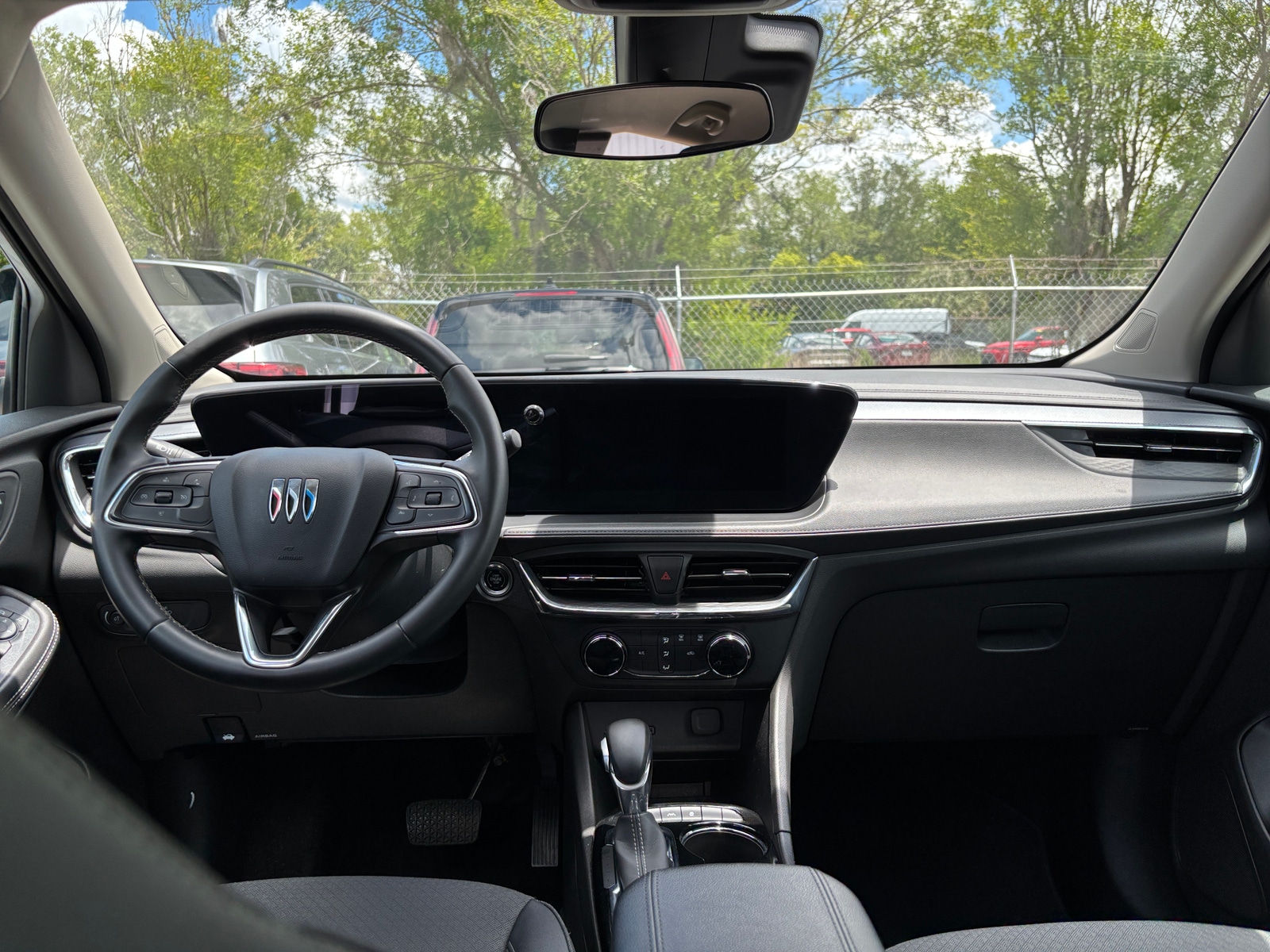 Thumbnail: 2025 Buick Encore GX - 3