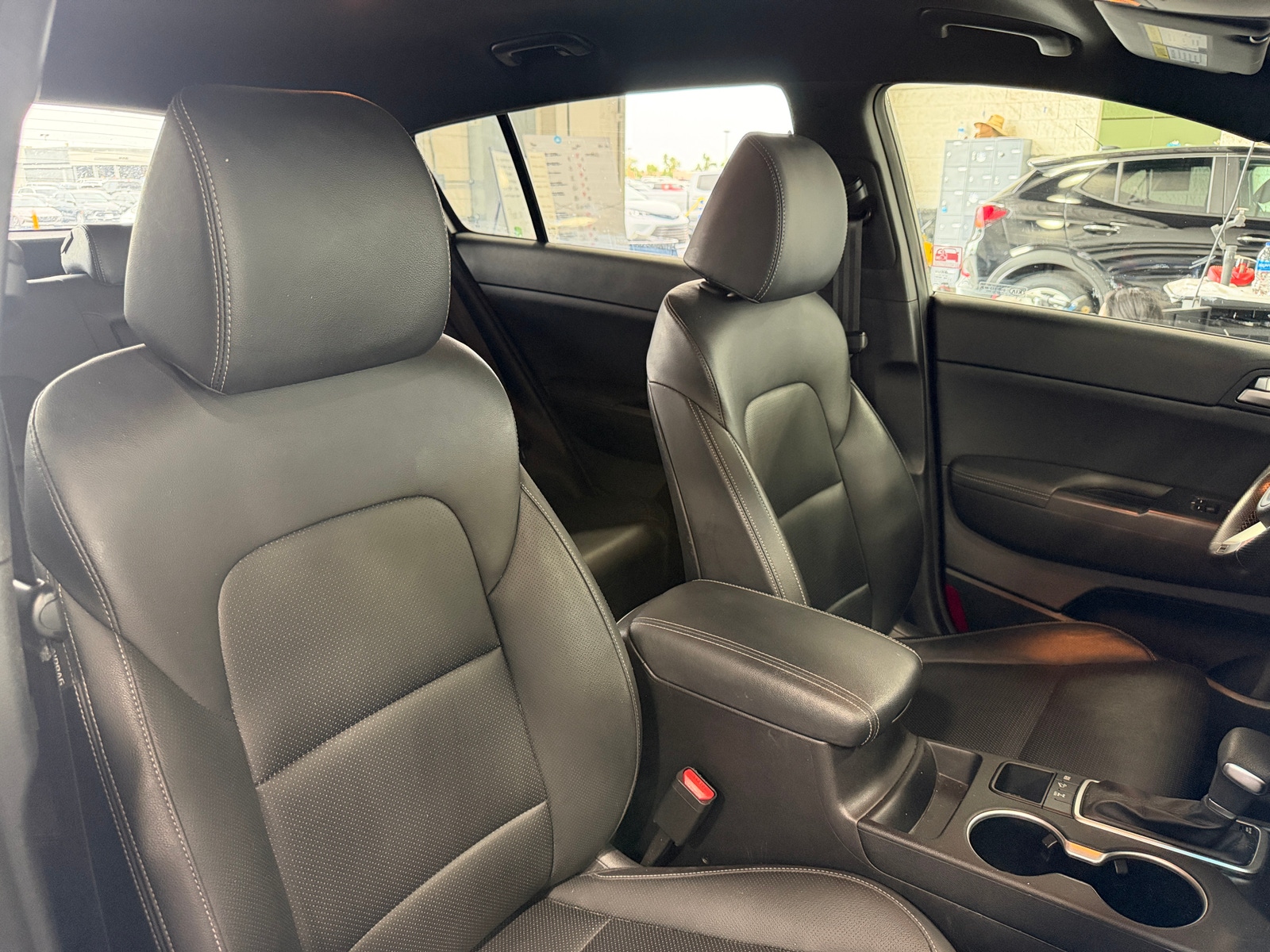 Thumbnail: 2020 Kia Sportage - 2