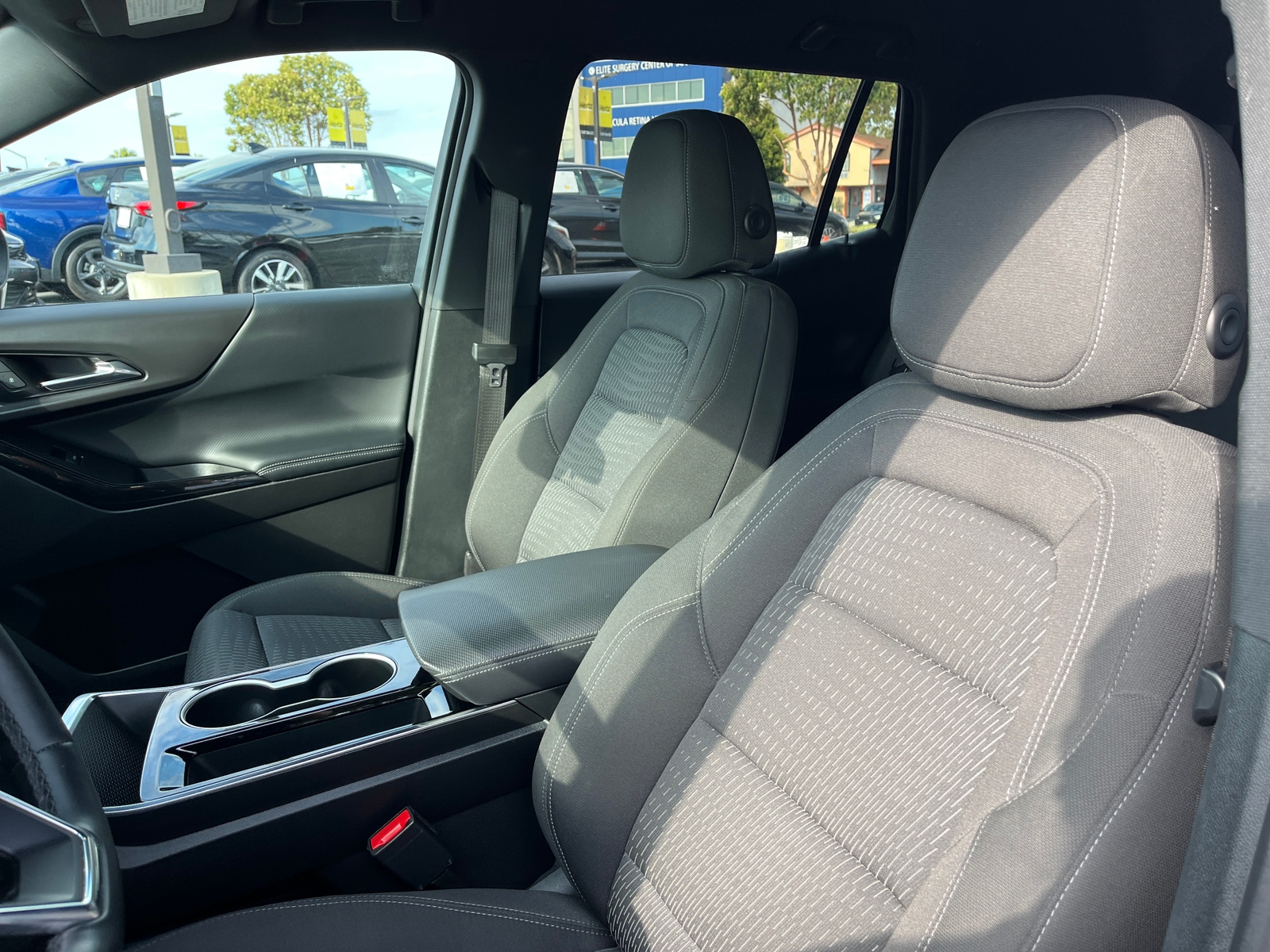 Thumbnail: 2025 Chevrolet Equinox - 2
