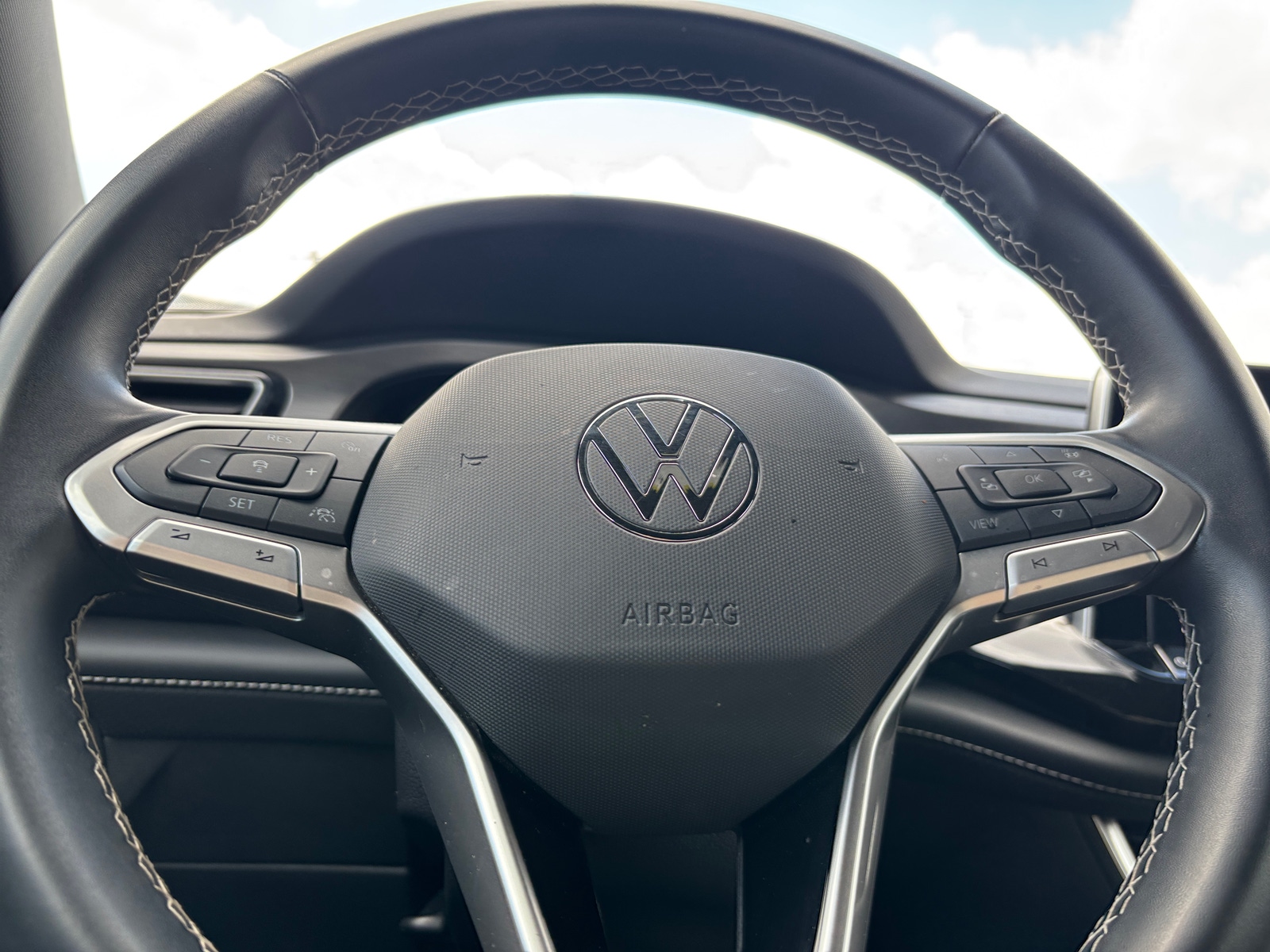 Thumbnail: 2025 Volkswagen Atlas - 4