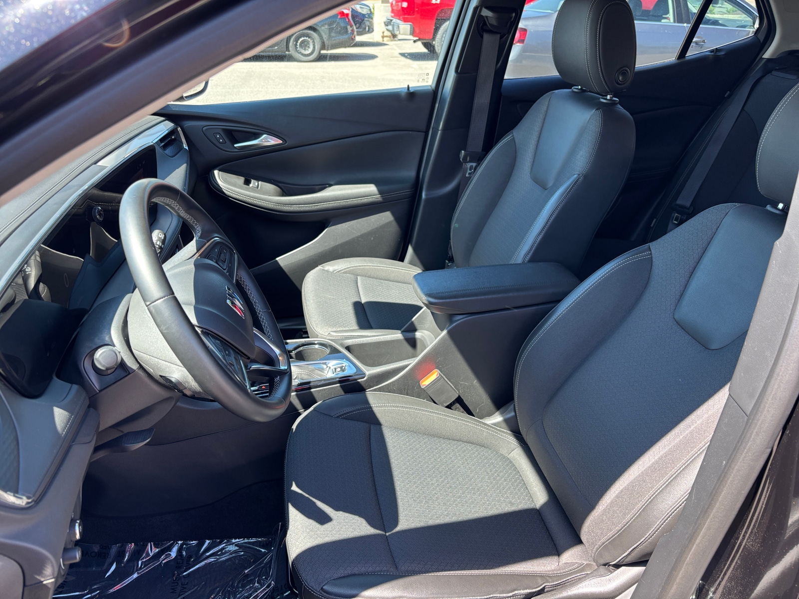 Thumbnail: 2025 Buick Encore GX - 2