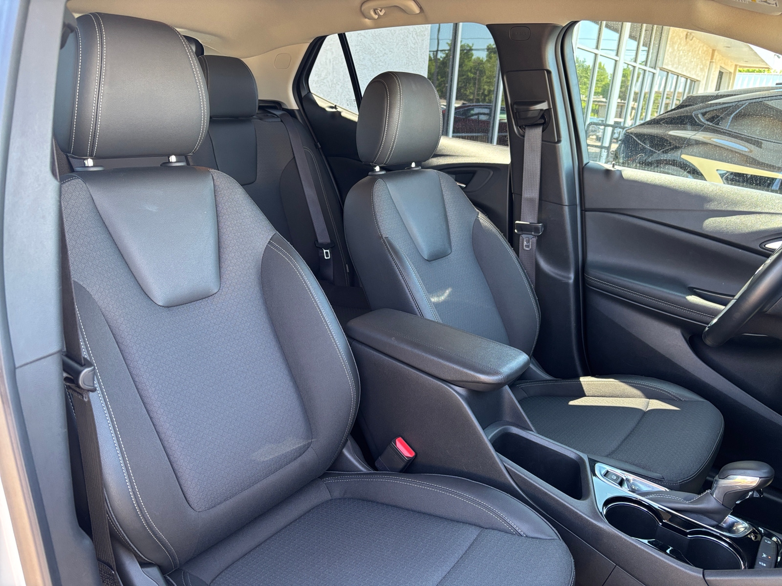 Thumbnail: 2025 Buick Encore GX - 2