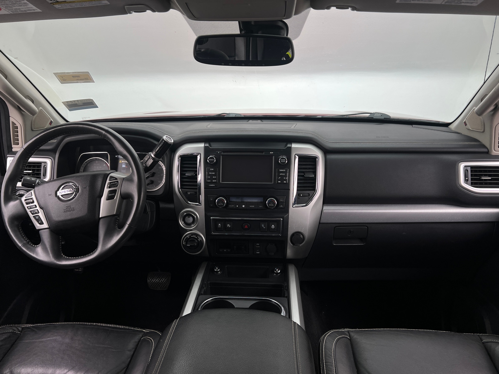 Thumbnail: 2016 Nissan Titan - 3