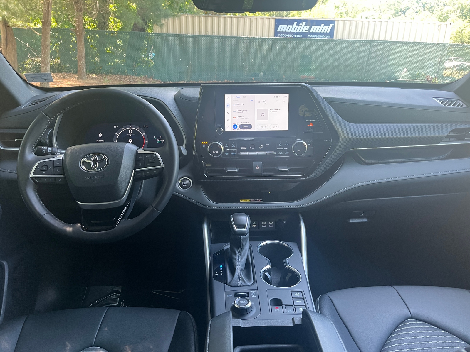 Thumbnail: 2025 Toyota Highlander - 3