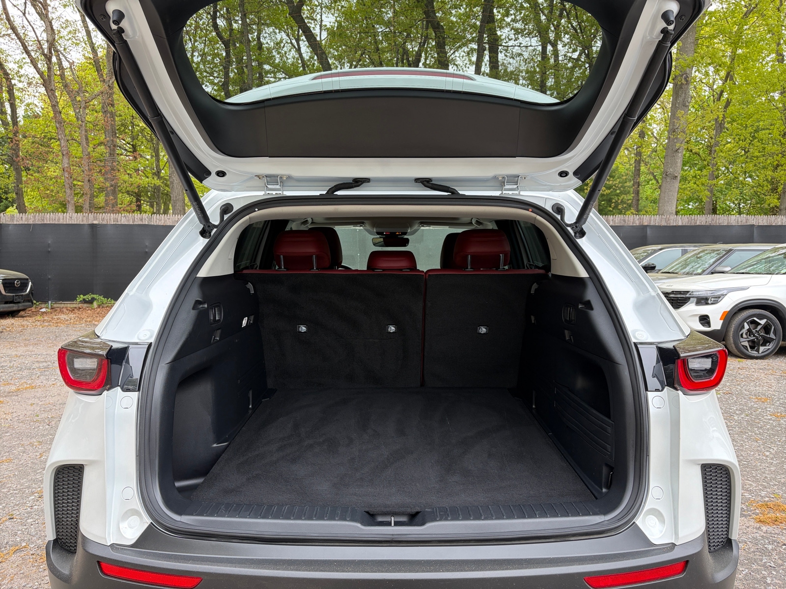 Thumbnail: 2025 Mazda CX-50 - 6