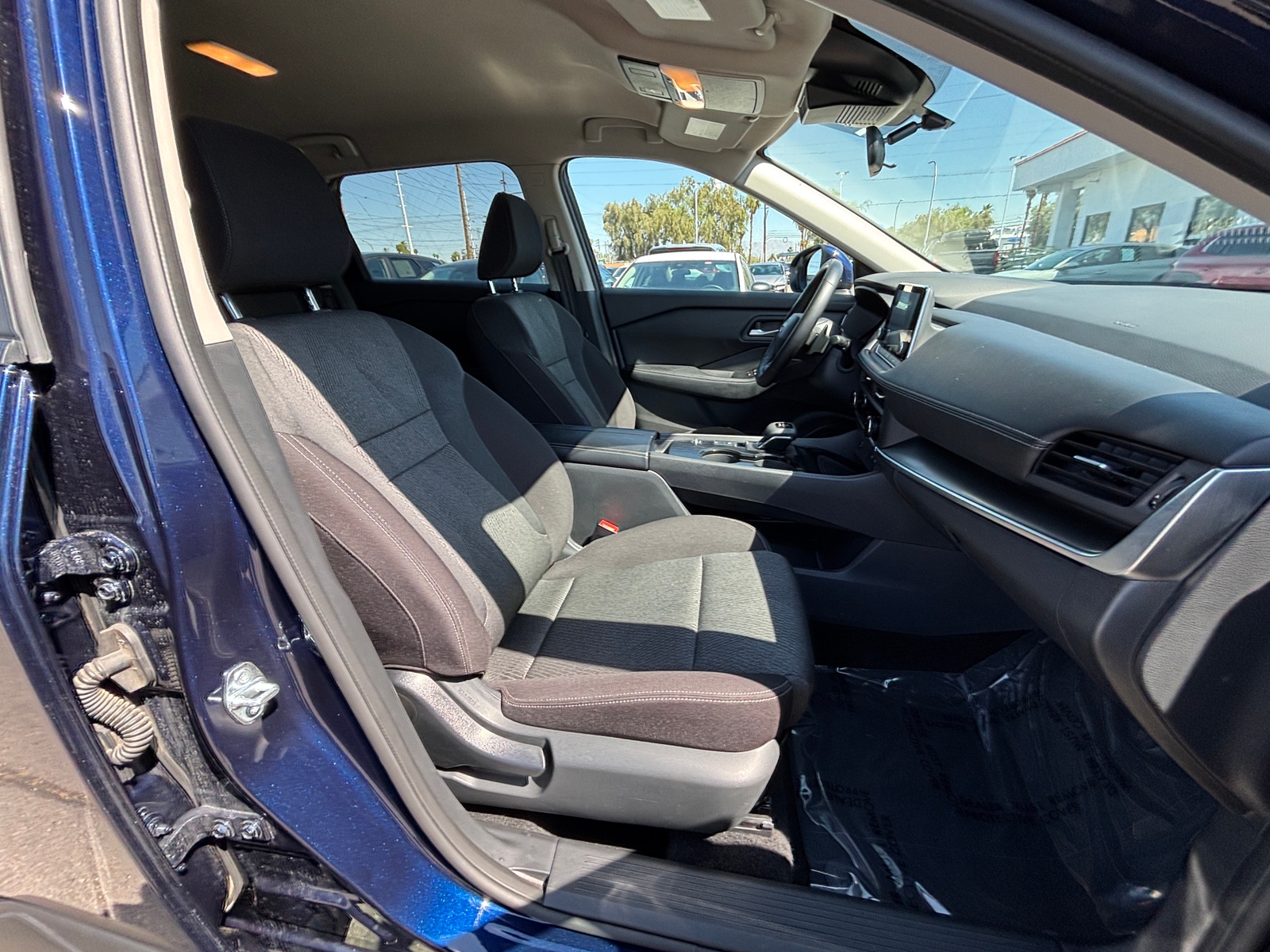 Thumbnail: 2025 Nissan Rogue - 2