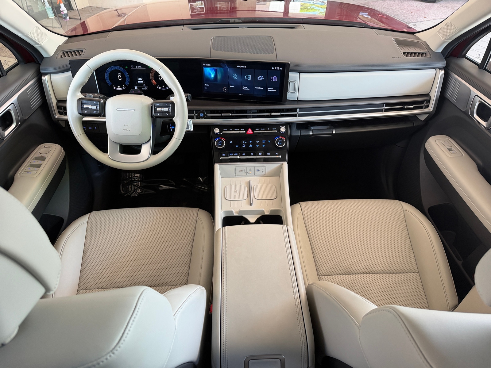 Thumbnail: 2024 Hyundai Santa Fe - 2