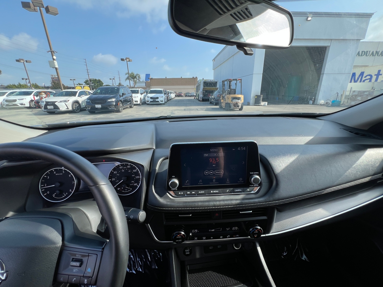 Thumbnail: 2025 Nissan Rogue - 3