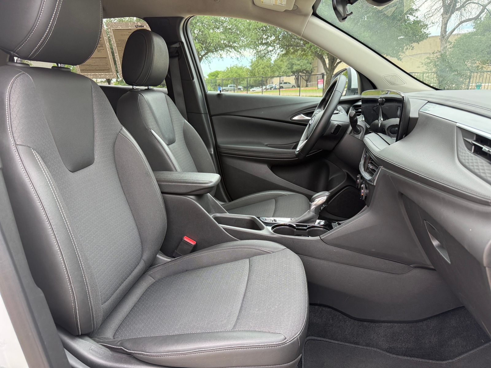 Thumbnail: 2025 Buick Encore GX - 2