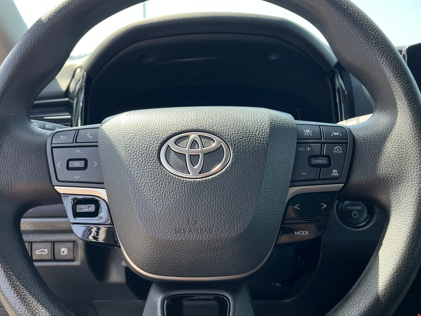 Thumbnail: 2025 Toyota Camry - 4