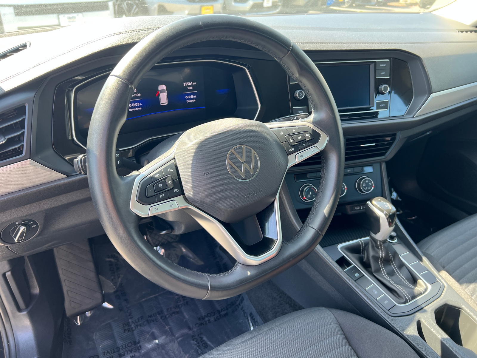 Thumbnail: 2024 Volkswagen Jetta - 5