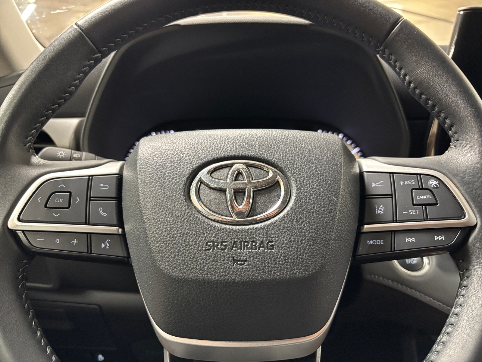 Thumbnail: 2025 Toyota Highlander - 5