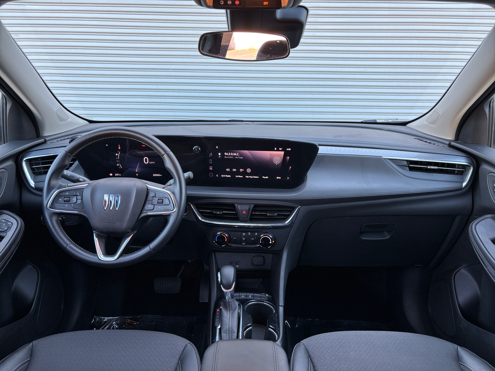 Thumbnail: 2025 Buick Encore GX - 3