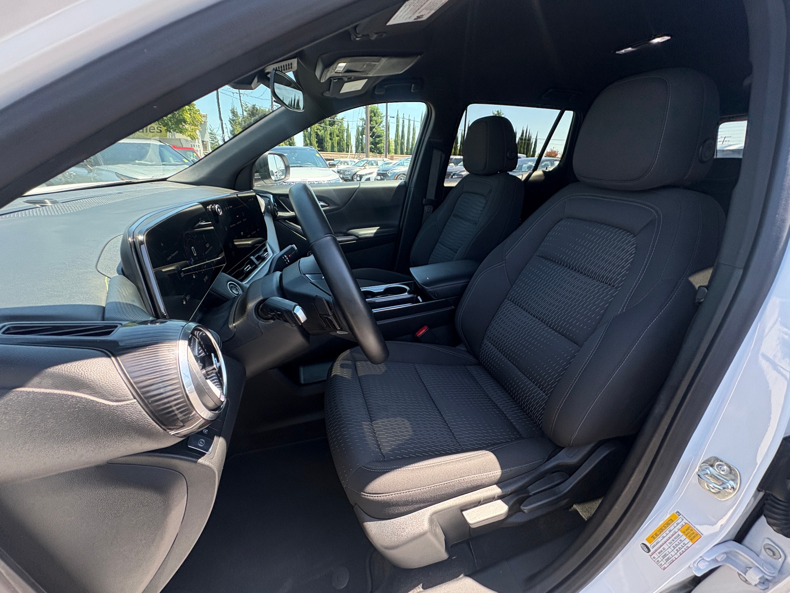 Thumbnail: 2025 Chevrolet Equinox - 2