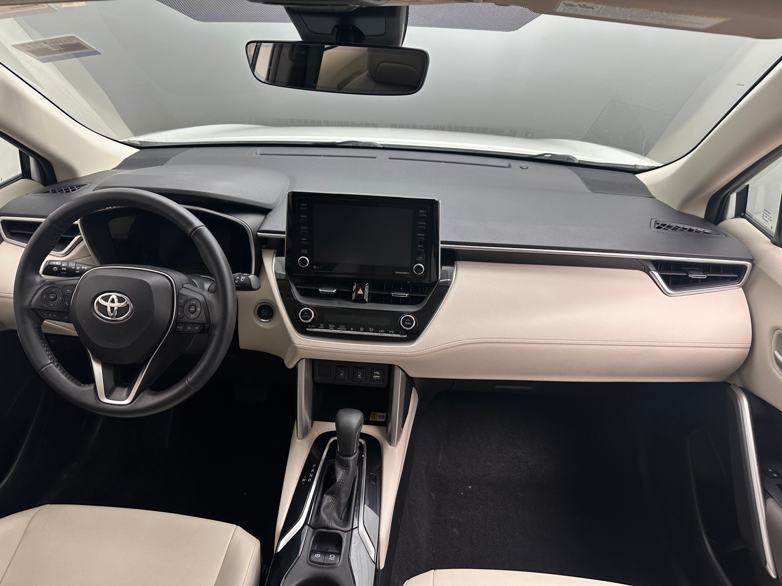 Thumbnail: 2022 Toyota Corolla Cross - 2