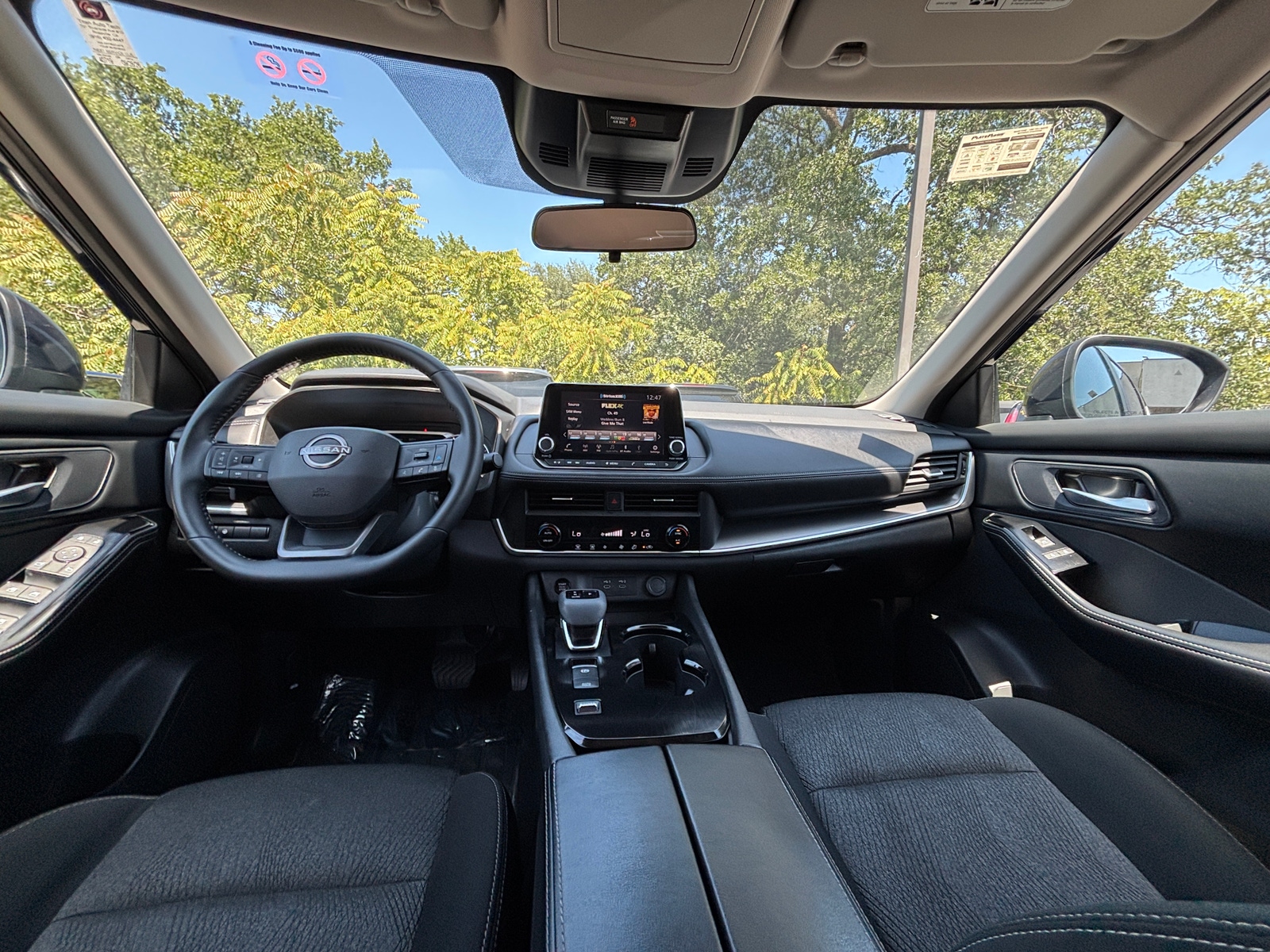 Thumbnail: 2025 Nissan Rogue - 3