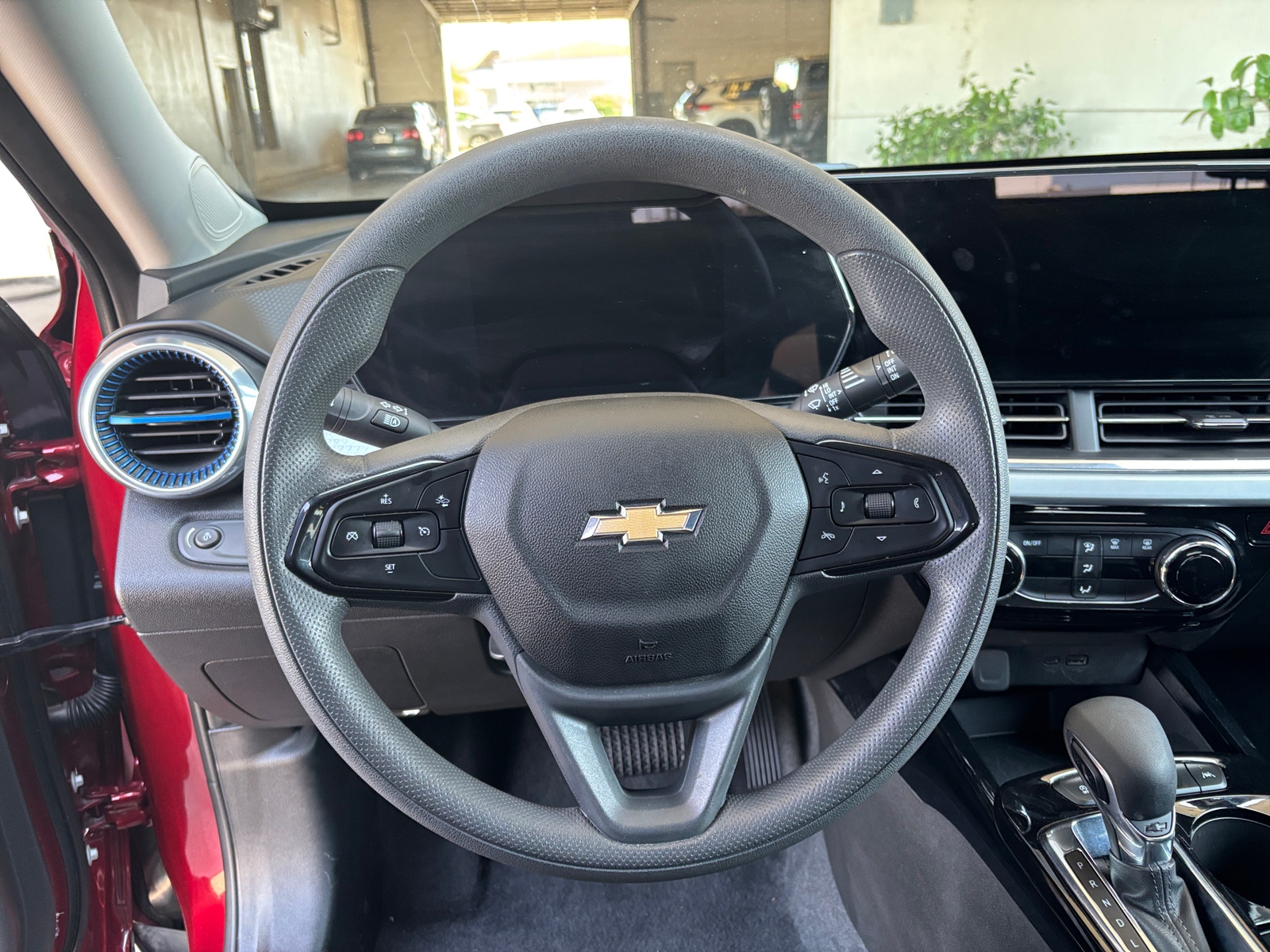 Thumbnail: 2025 Chevrolet Trax - 5